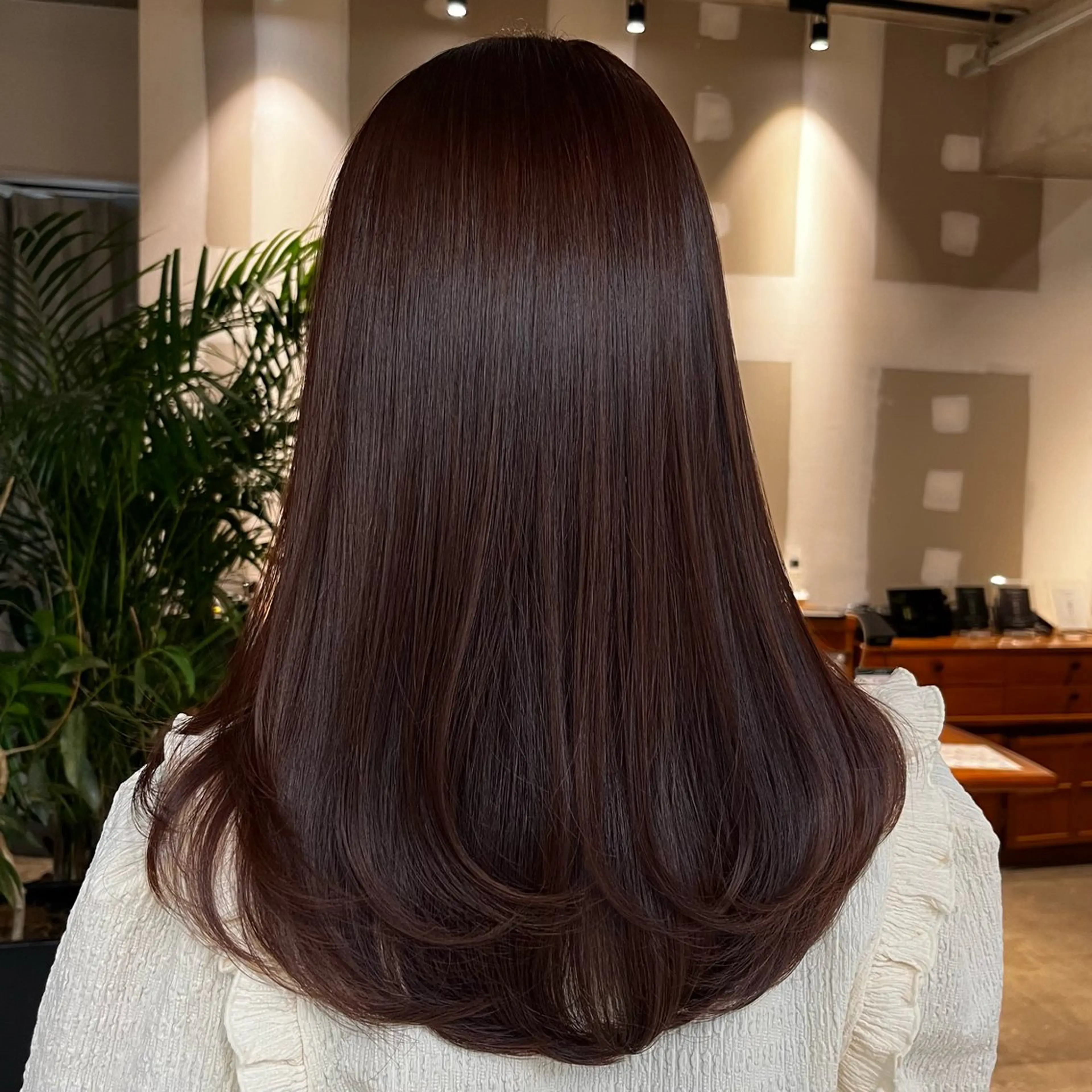 ロング カラー 透明感カラー オレンジ ヘアカラー トリートメント ムツキ/品のある 艶カラー/縮毛矯正のヘアスタイル