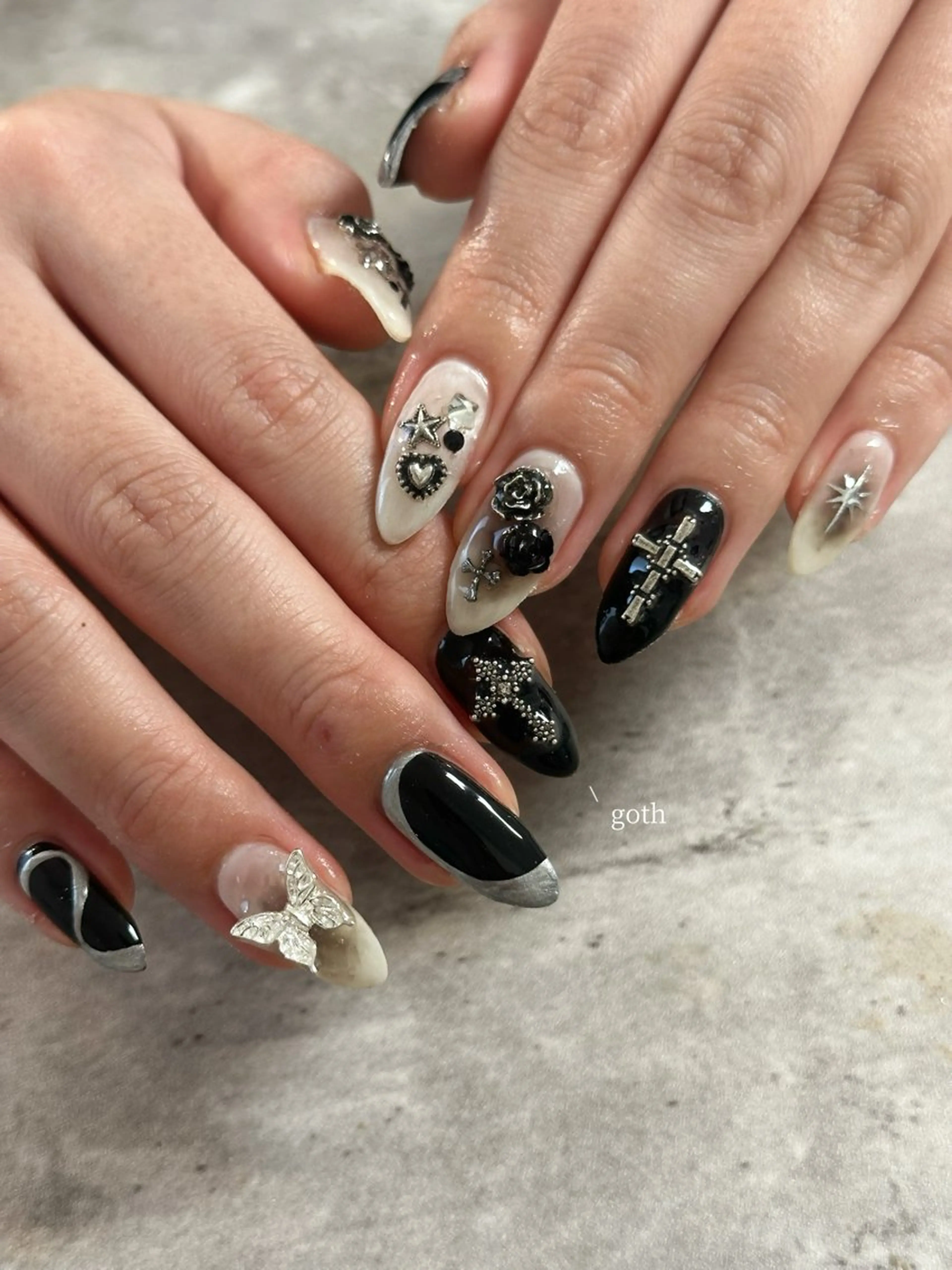 ネイル ハンドネイル One's Nail Roomのネイルデザイン