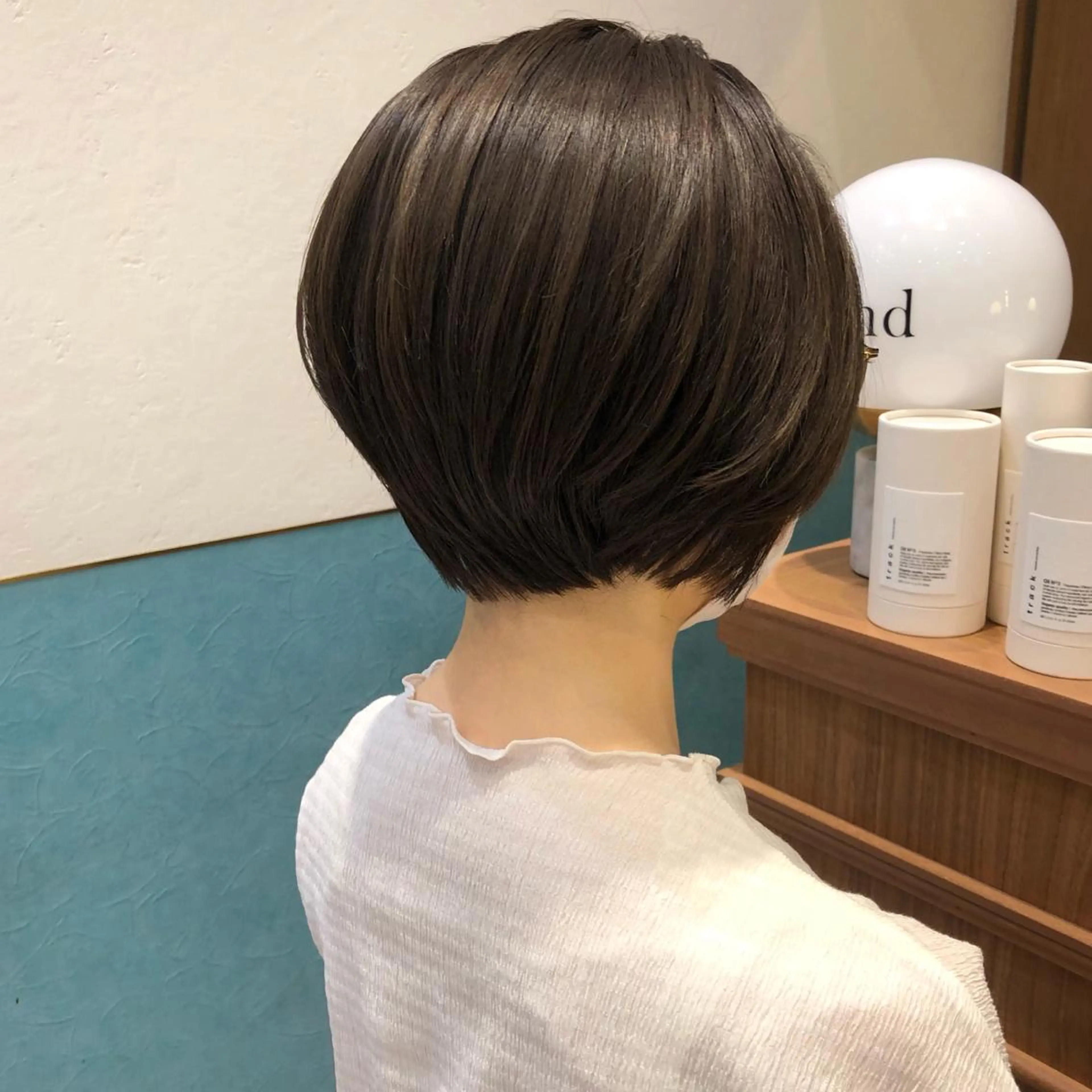 ショート カラー Lond labのヘアスタイル