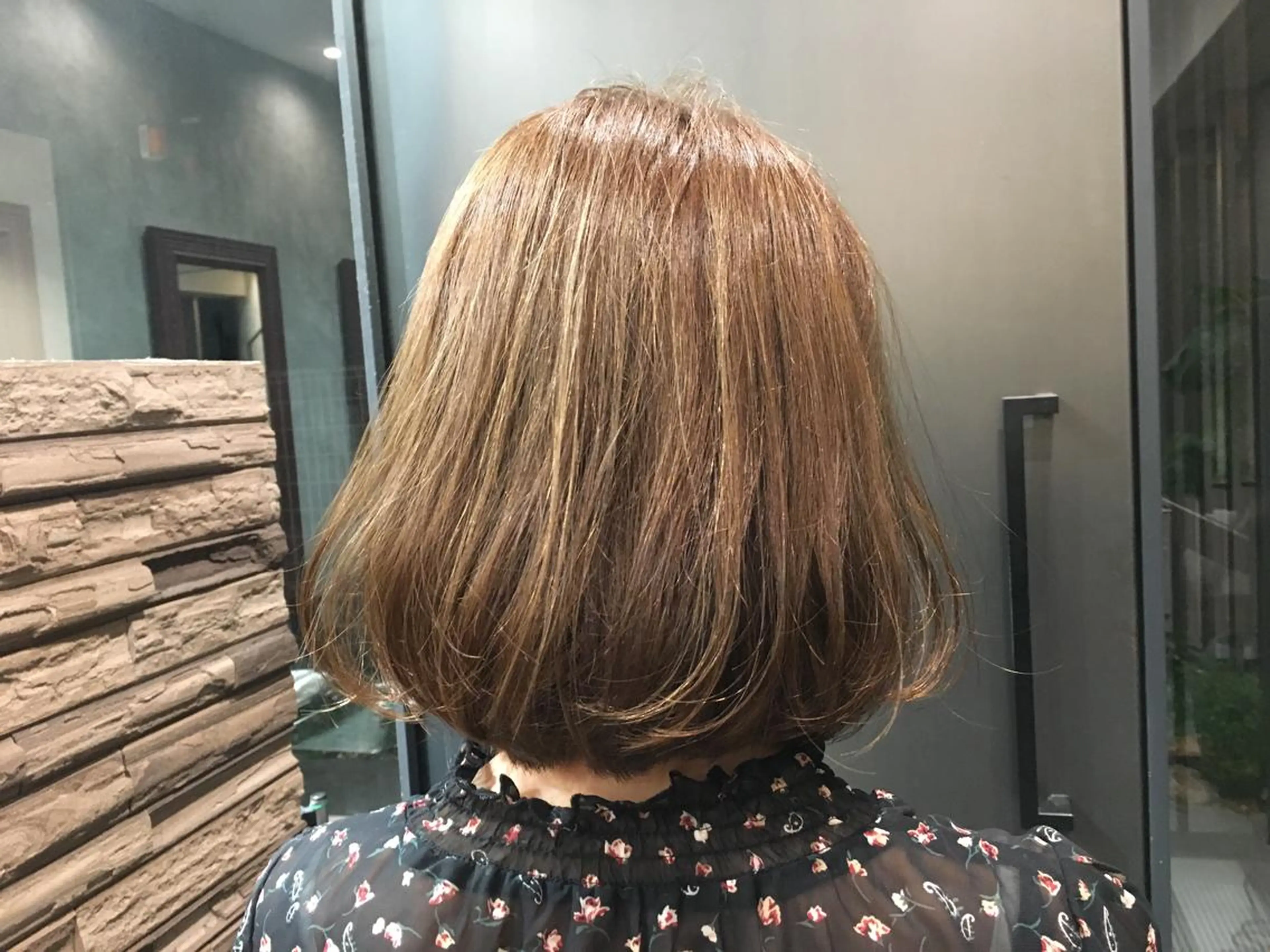 ショート カラー 【ヌーベルバレ】 ゆきみのヘアスタイル