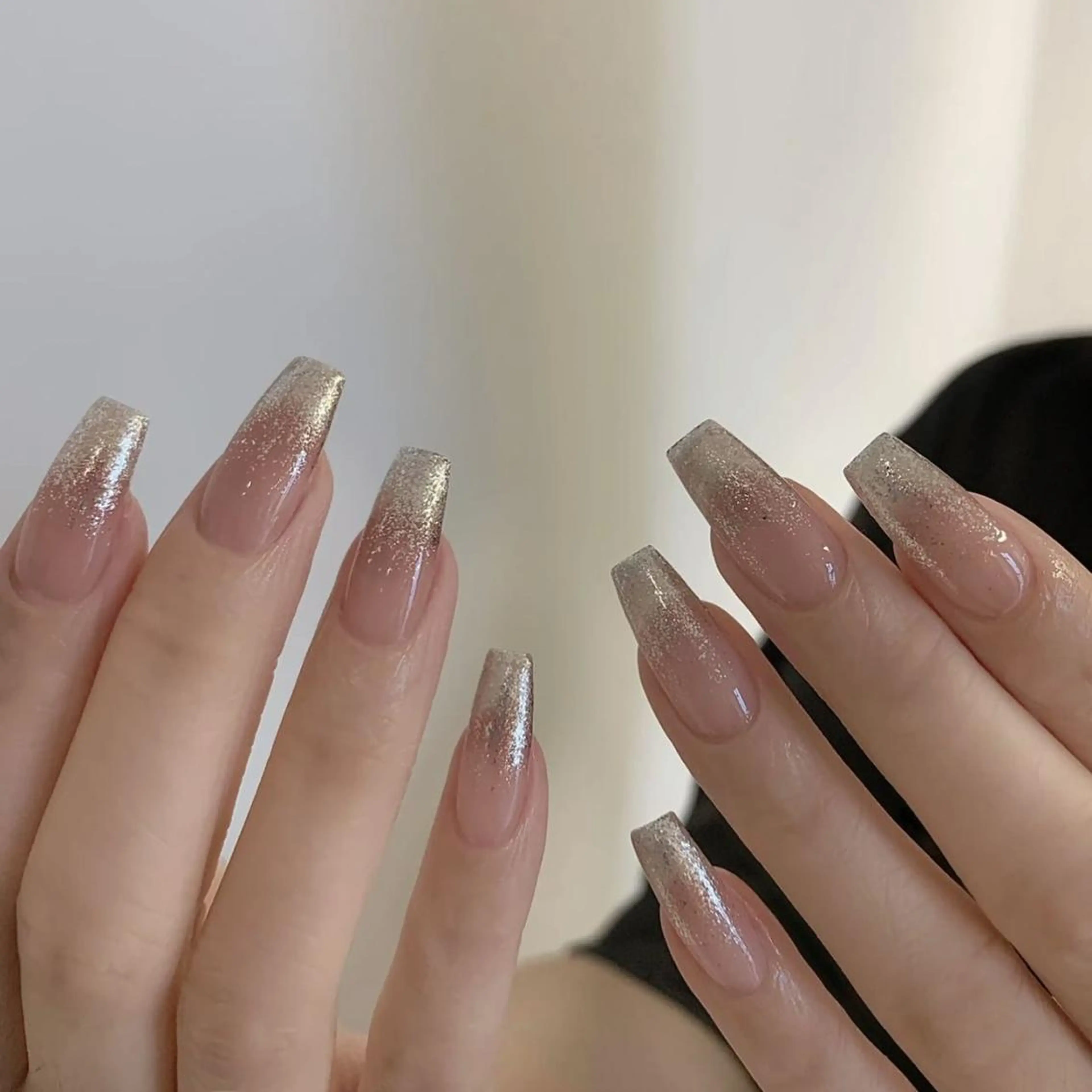 ネイル 長さ出し ネイルチップ Queens 榊 まおのネイルデザイン