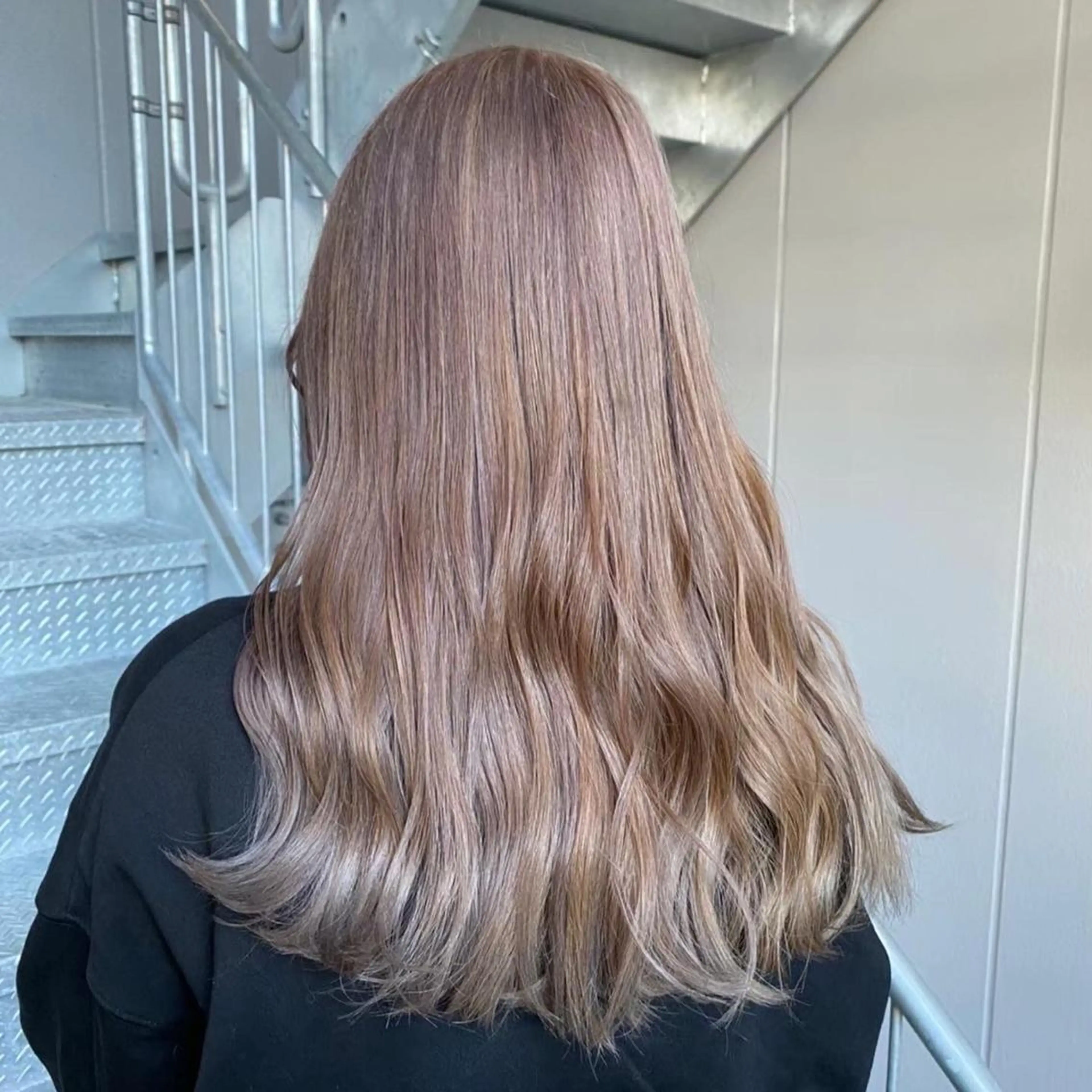 セミロング ヘアカラー レイヤー✂︎赤み消し 髪質改善/井上健太のヘアスタイル