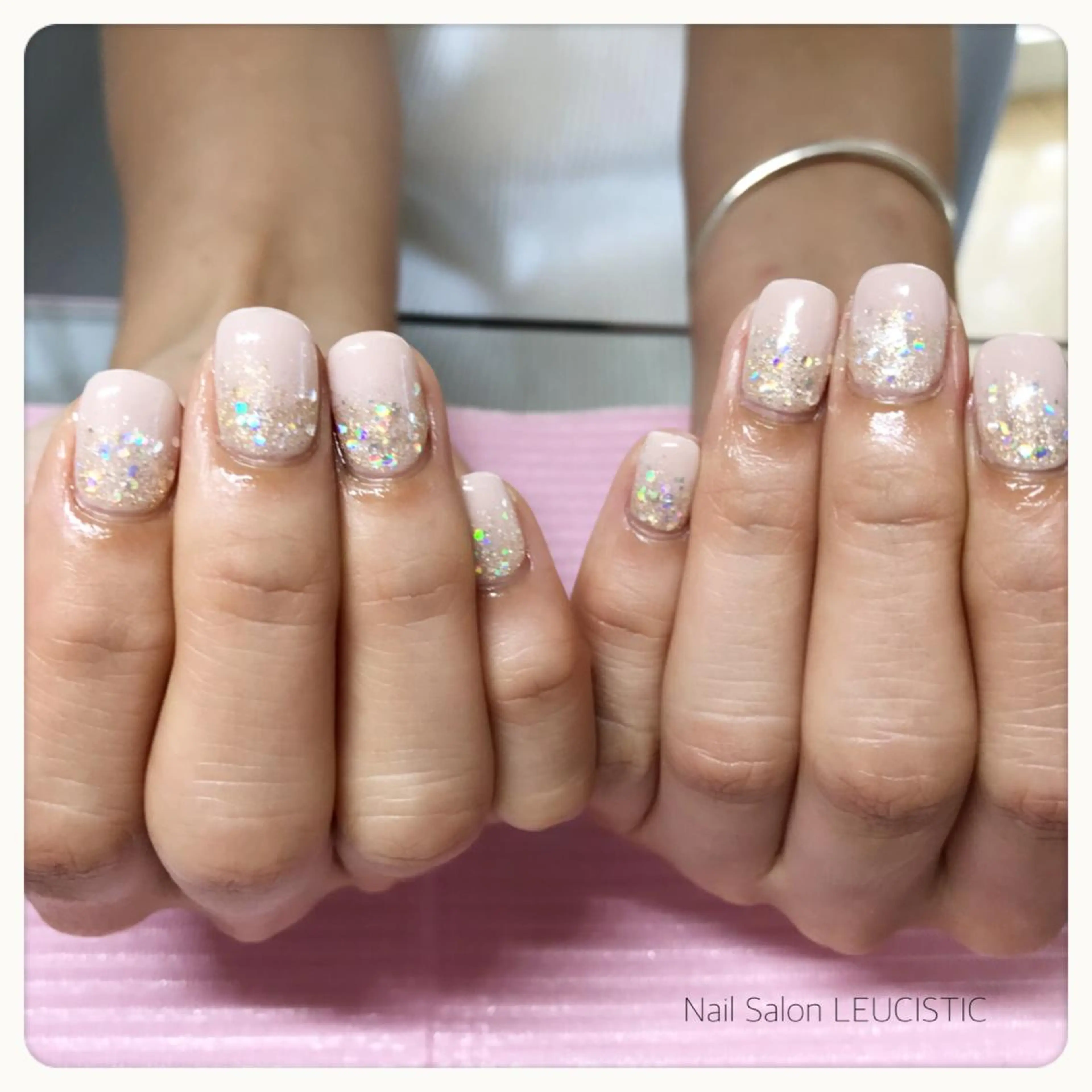 ネイル ホログラムネイル キラキラネイル ラメ(グリッター) 美時雨 bishigureのエステ・リラクイメージ