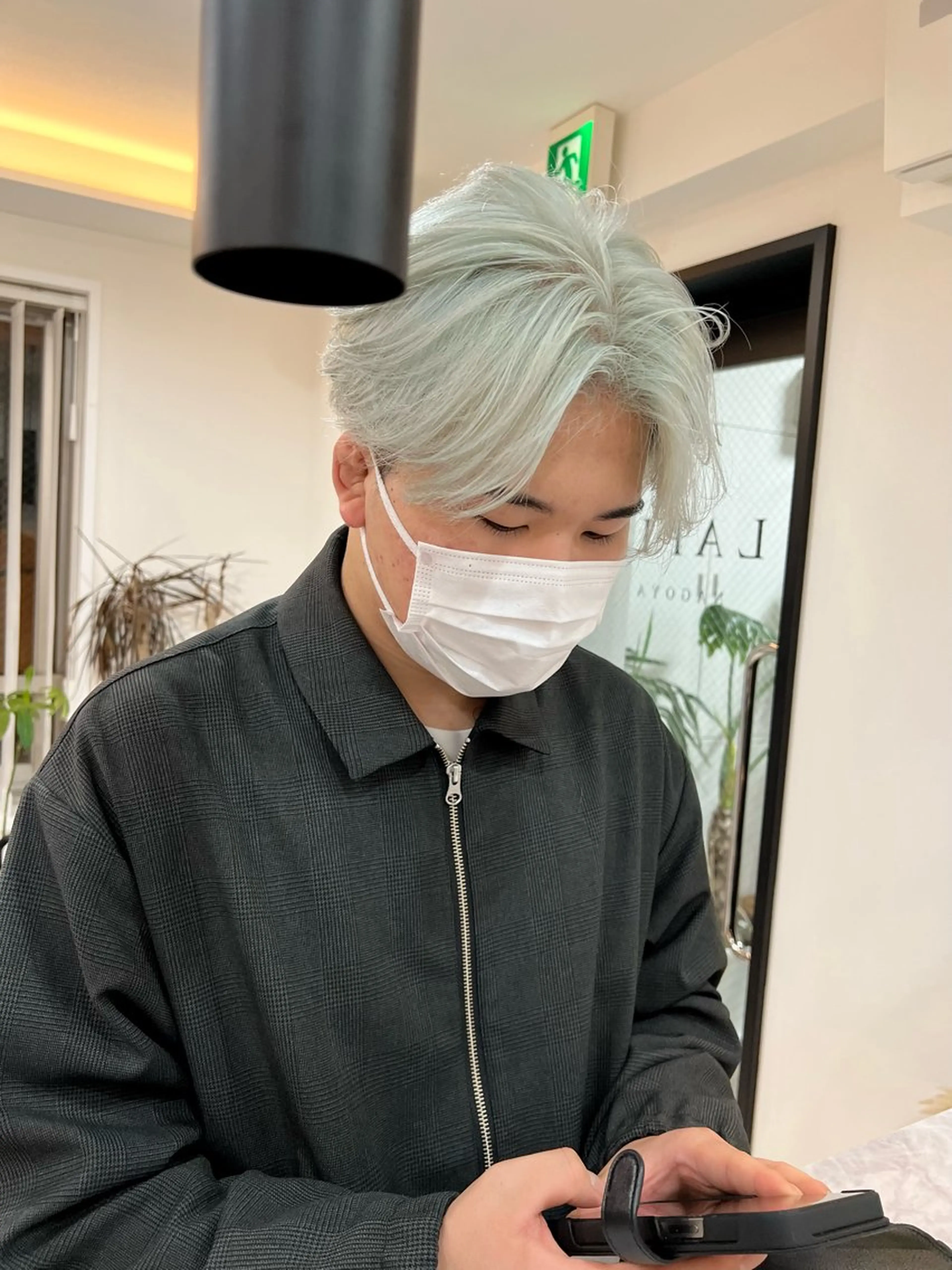 ショート ヘアカラー ✨ハイトーン/シール エクステ✨♠優羽のヘアスタイル