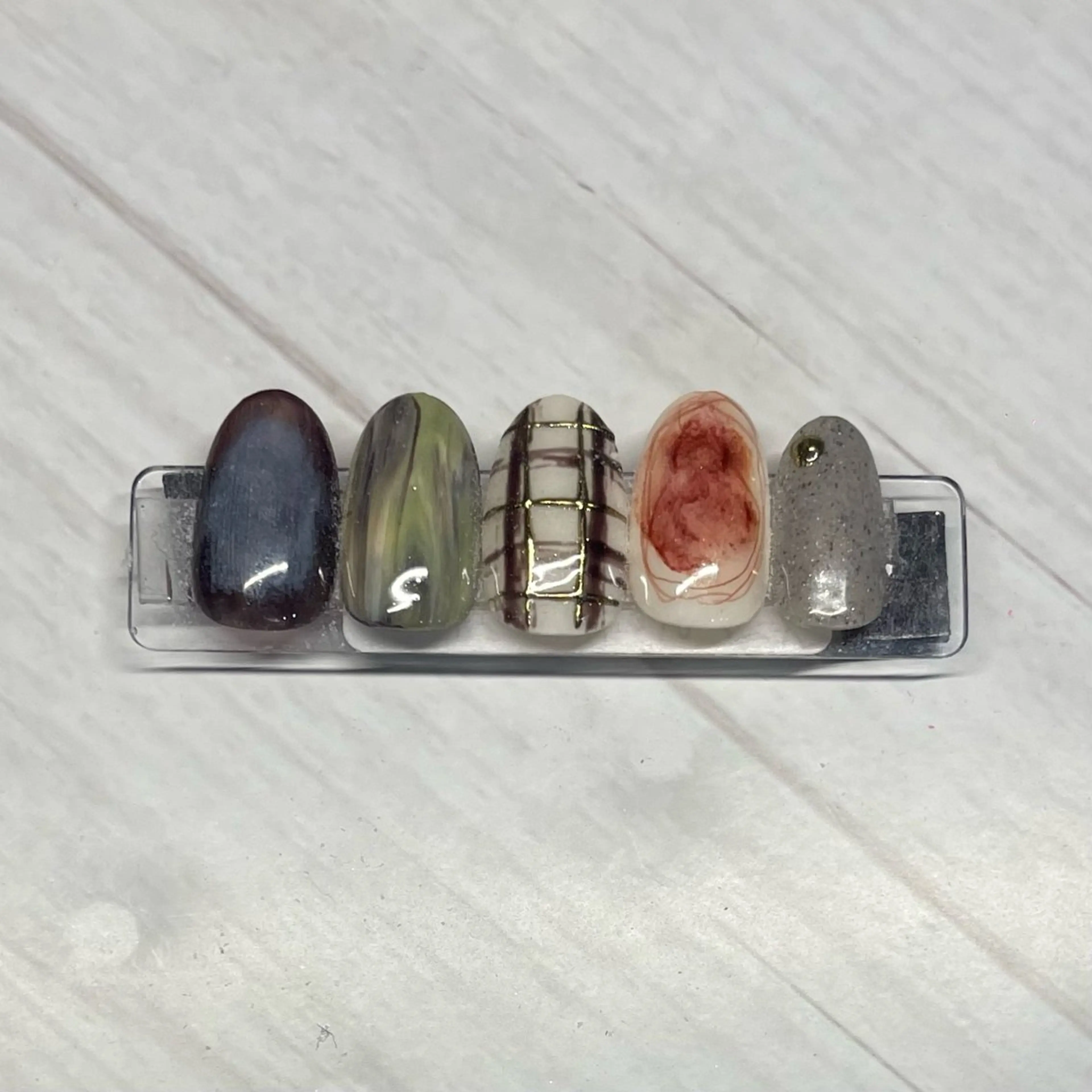 ネイル 石松 姫花のネイルデザイン