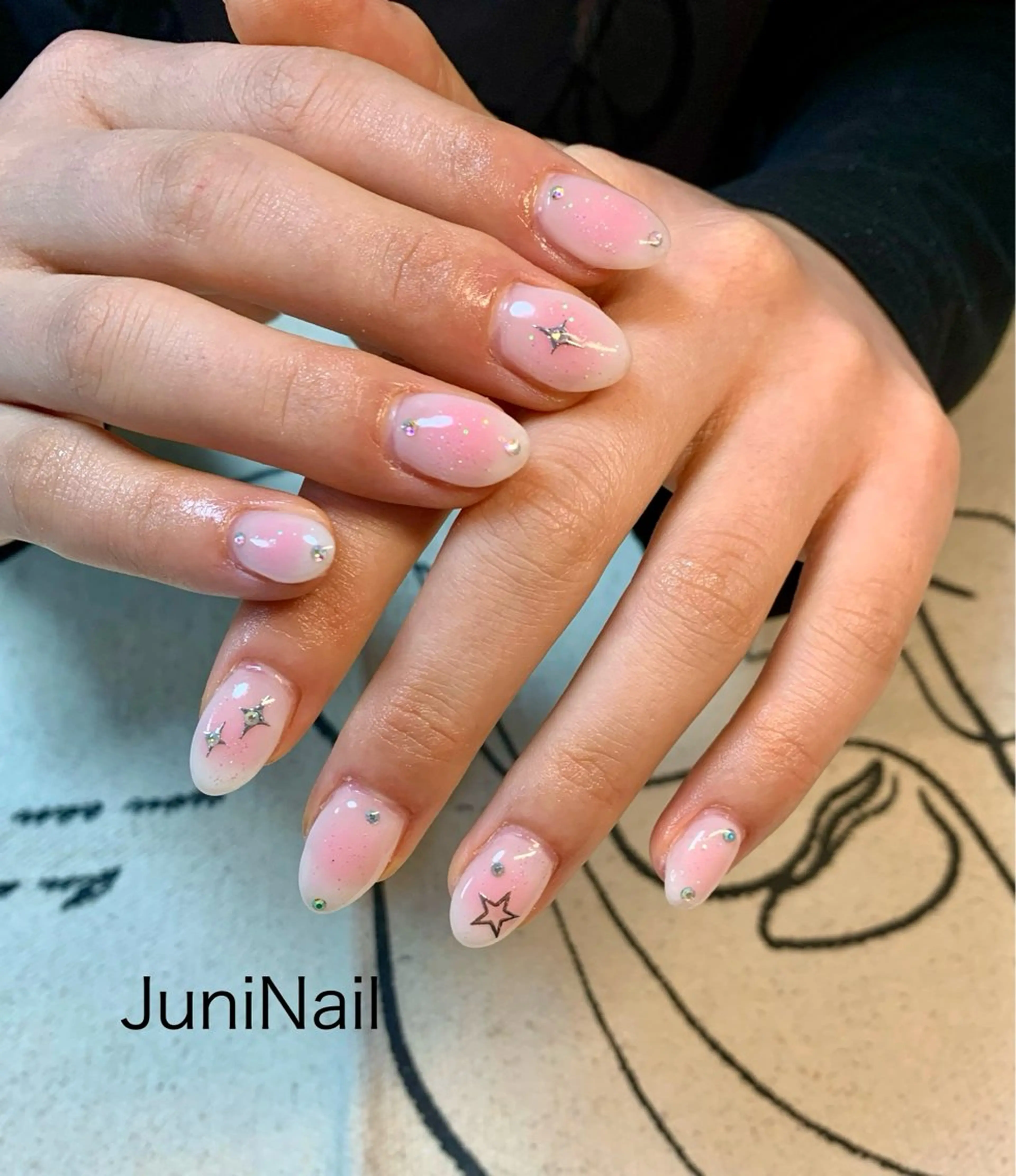 ネイル ハンドネイル JuniNail 주니네일🇰🇷suのネイルデザイン
