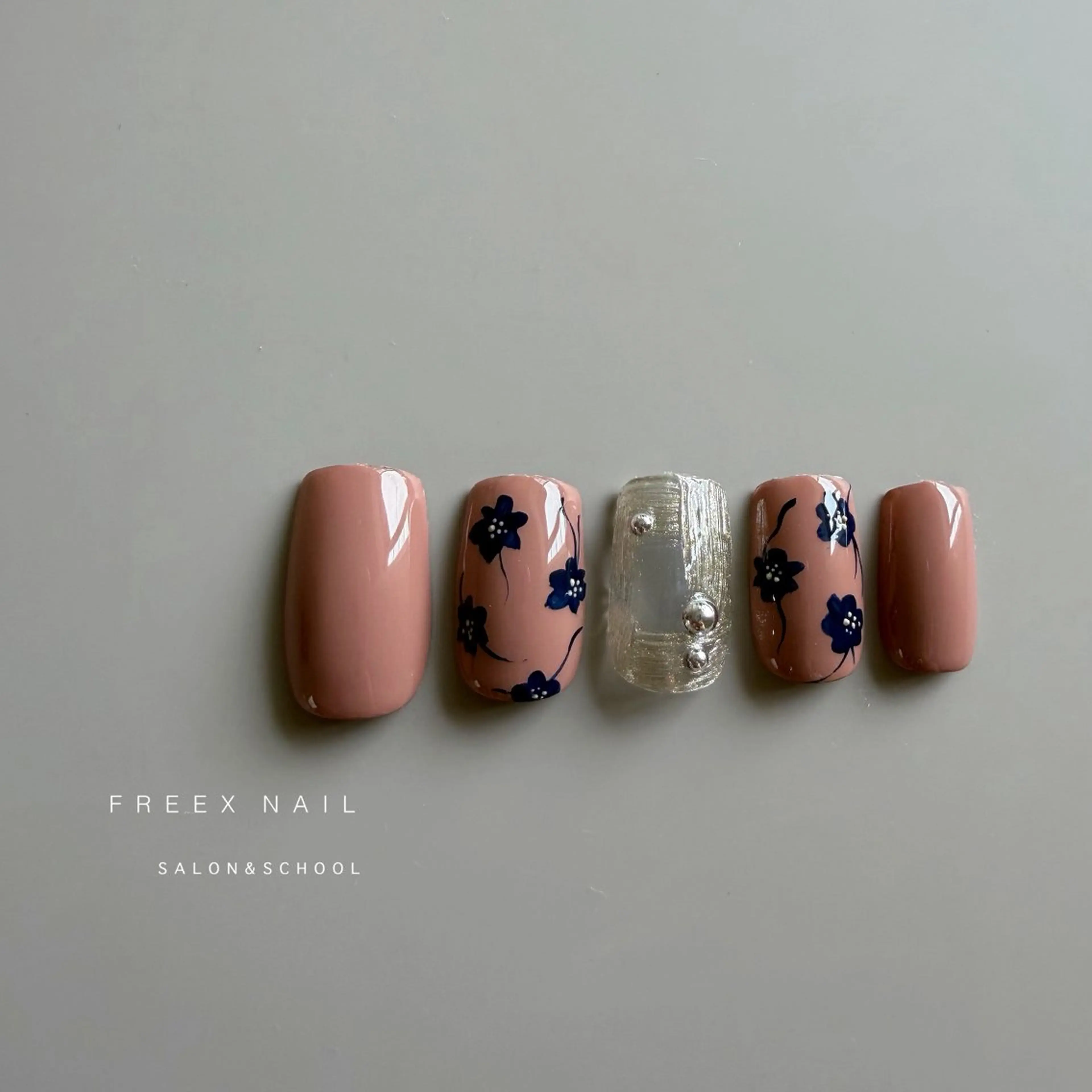 ネイル フラワーネイル ニュアンスネイル ハンドネイル ハンドケア freex nail /ニュアンス/個性派のネイルデザイン