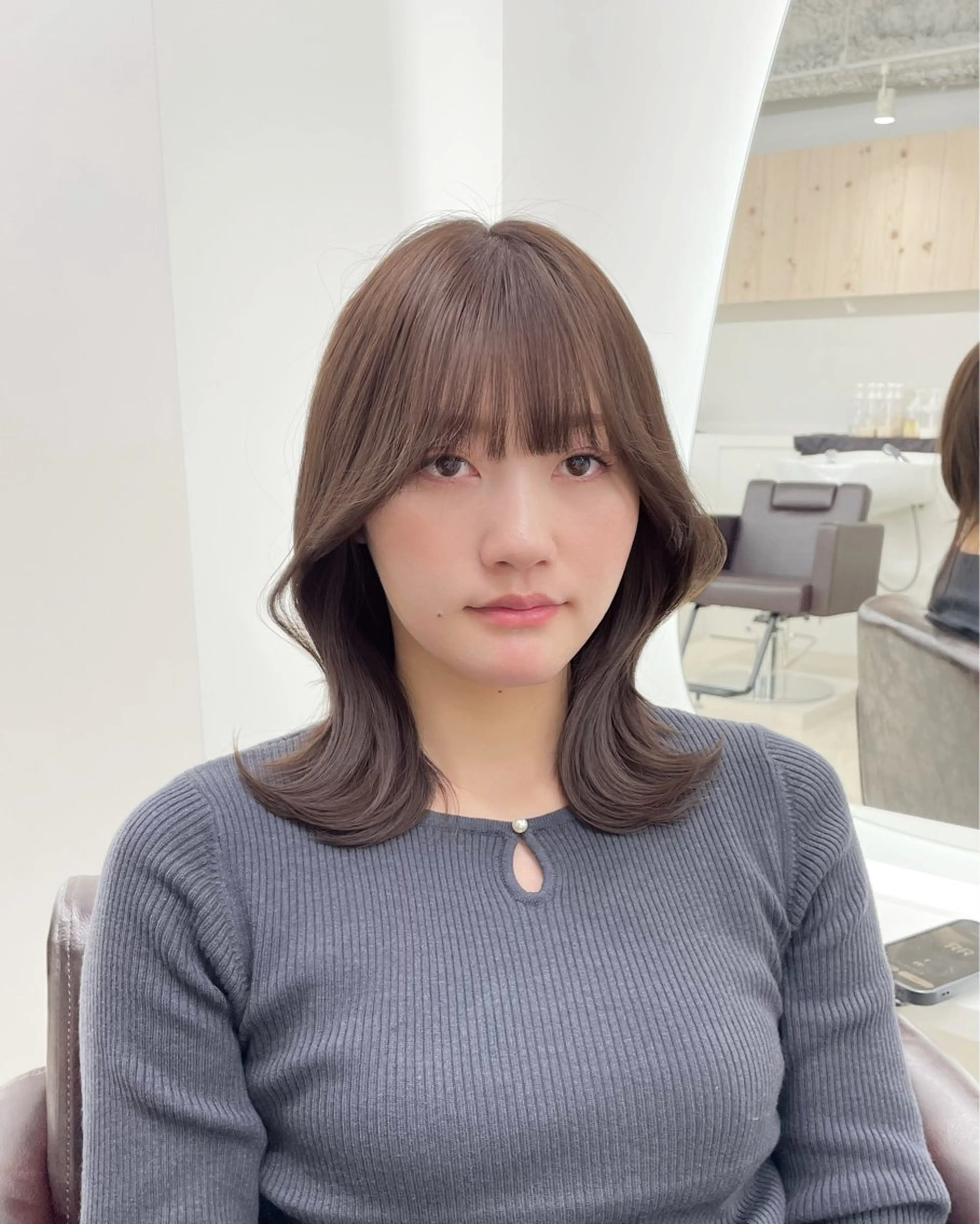 セミロング カラー ヘアカラー トリートメント 新宿/韓国ヘア/ 髪質改善ストレートのヘアスタイル