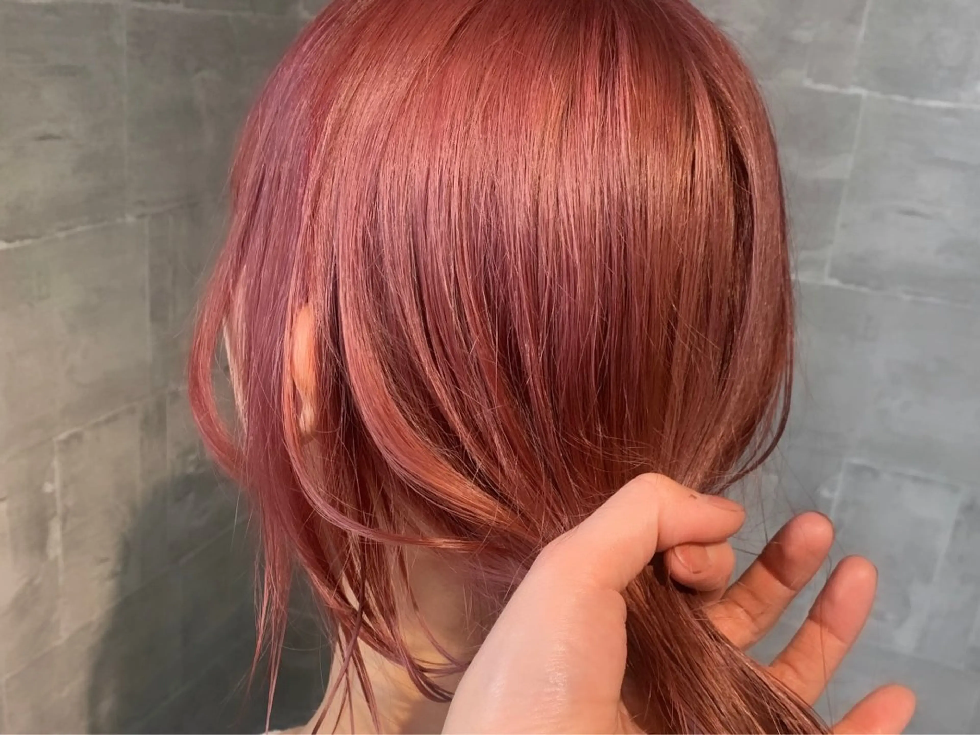 セミロング セミロングパーマ ボブ 顔まわりレイヤー 顔周りカット ハイライト メンズスタイル バレイヤージュ　齋藤のヘアスタイル