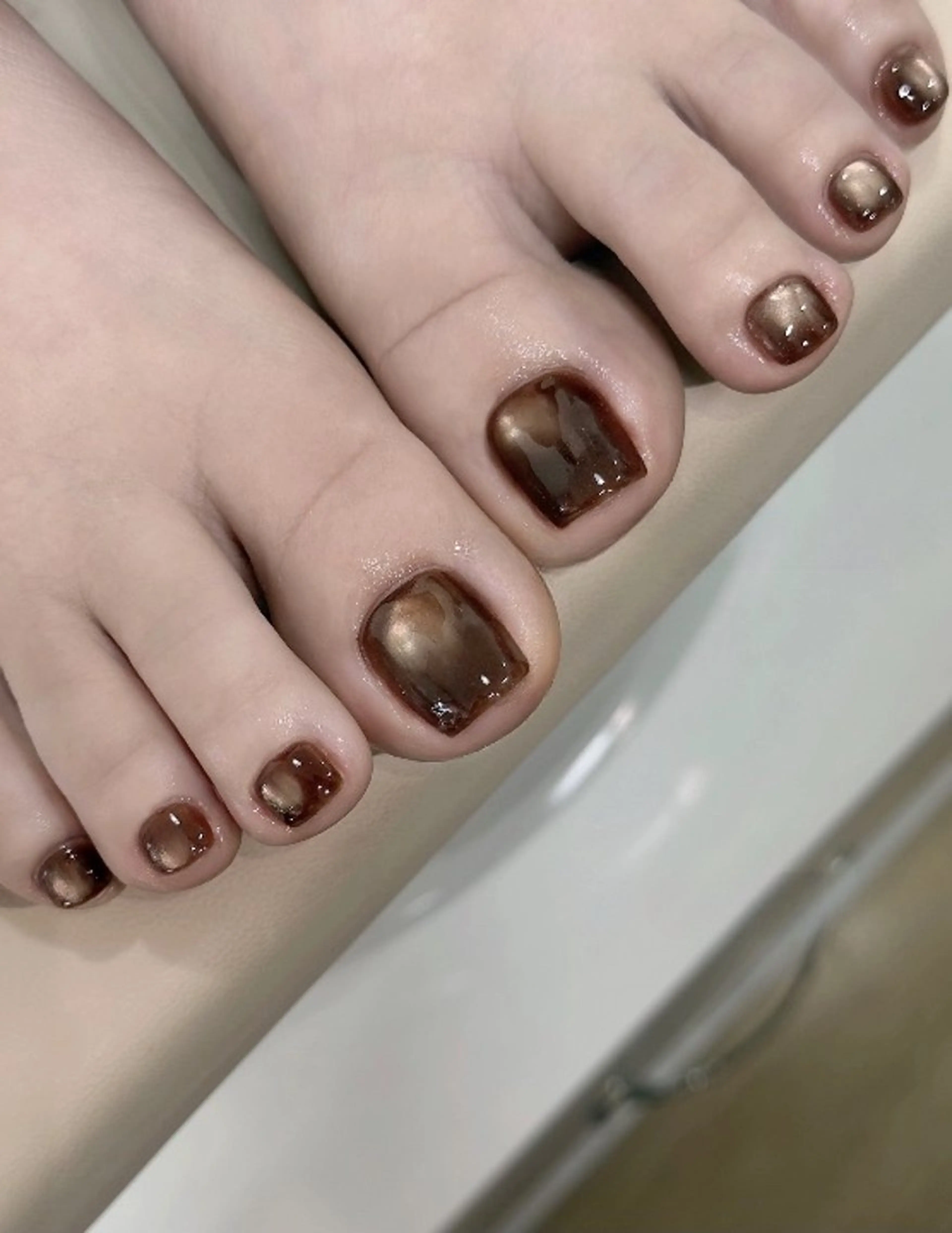 カラー グラデーションカラー ピンクカラー フットネイル AIN Nailのネイルデザイン