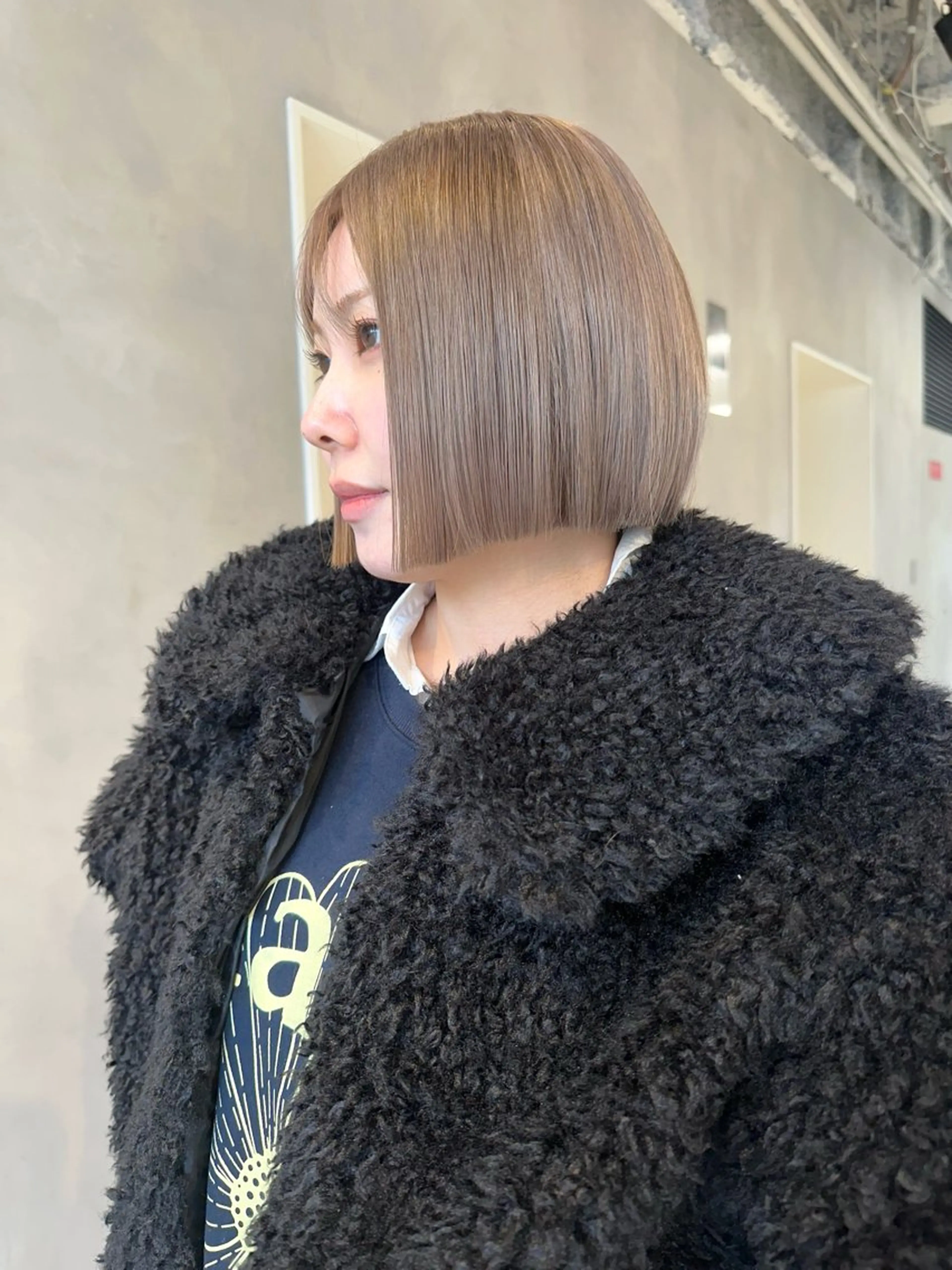 ショート カラー ブリーチ グレージュ ミルクティーグレージュ ボブ カット ヘアカラー トリートメント 可愛いベージュ作る 美容師/あかね🧸のヘアスタイル