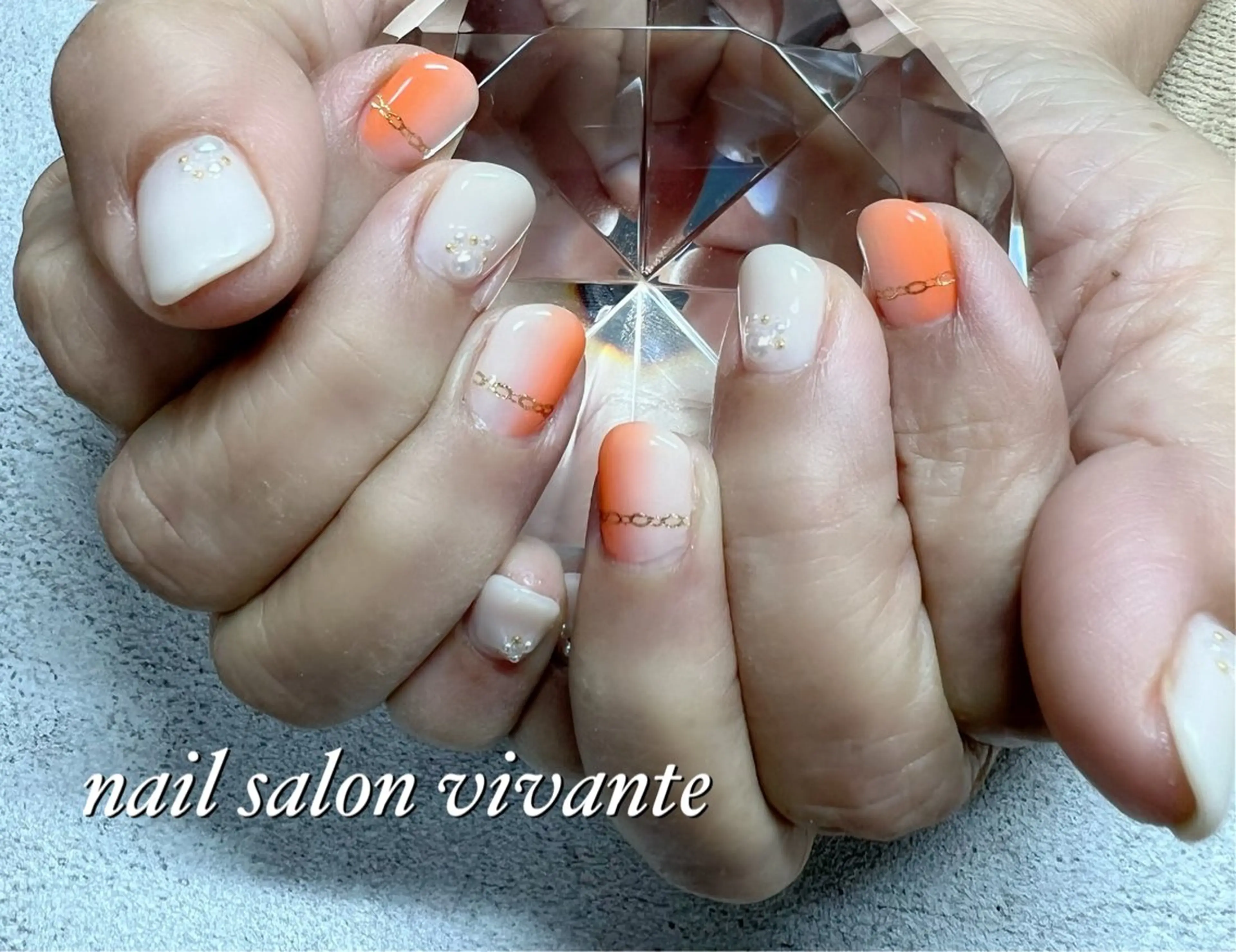 ネイル ゴールド オレンジ nail salon vivanteのネイルデザイン