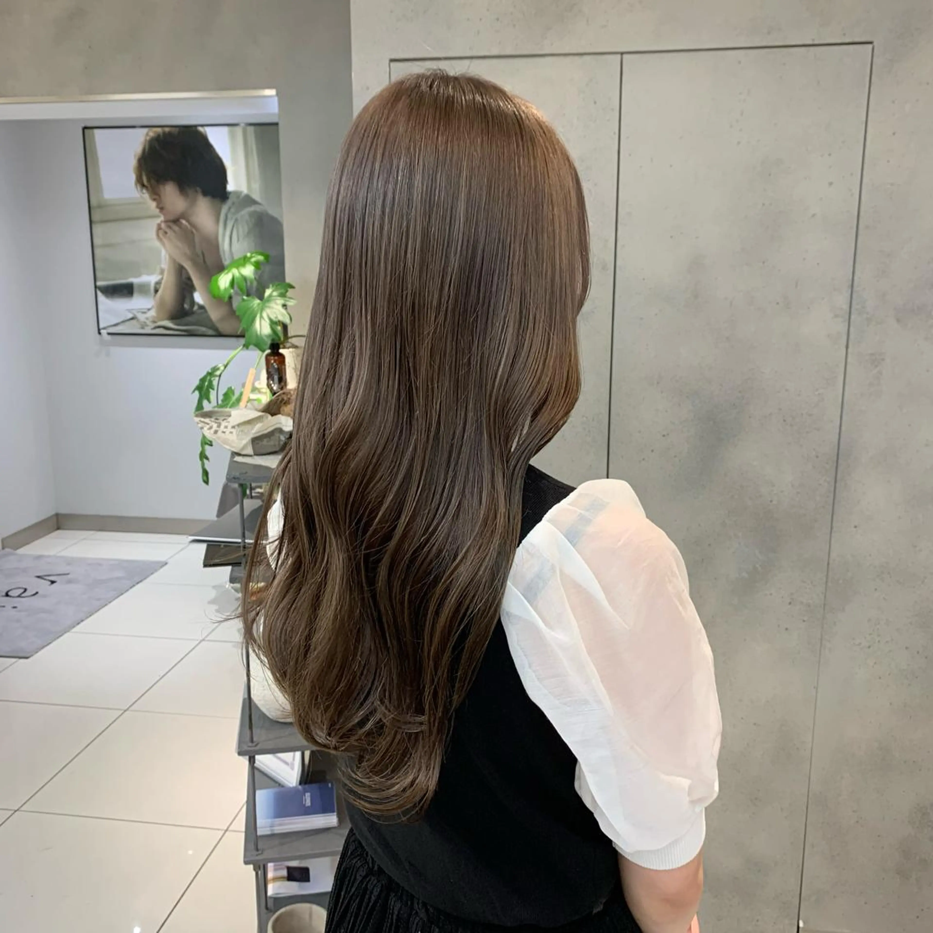 ロング カラー raika .のヘアスタイル