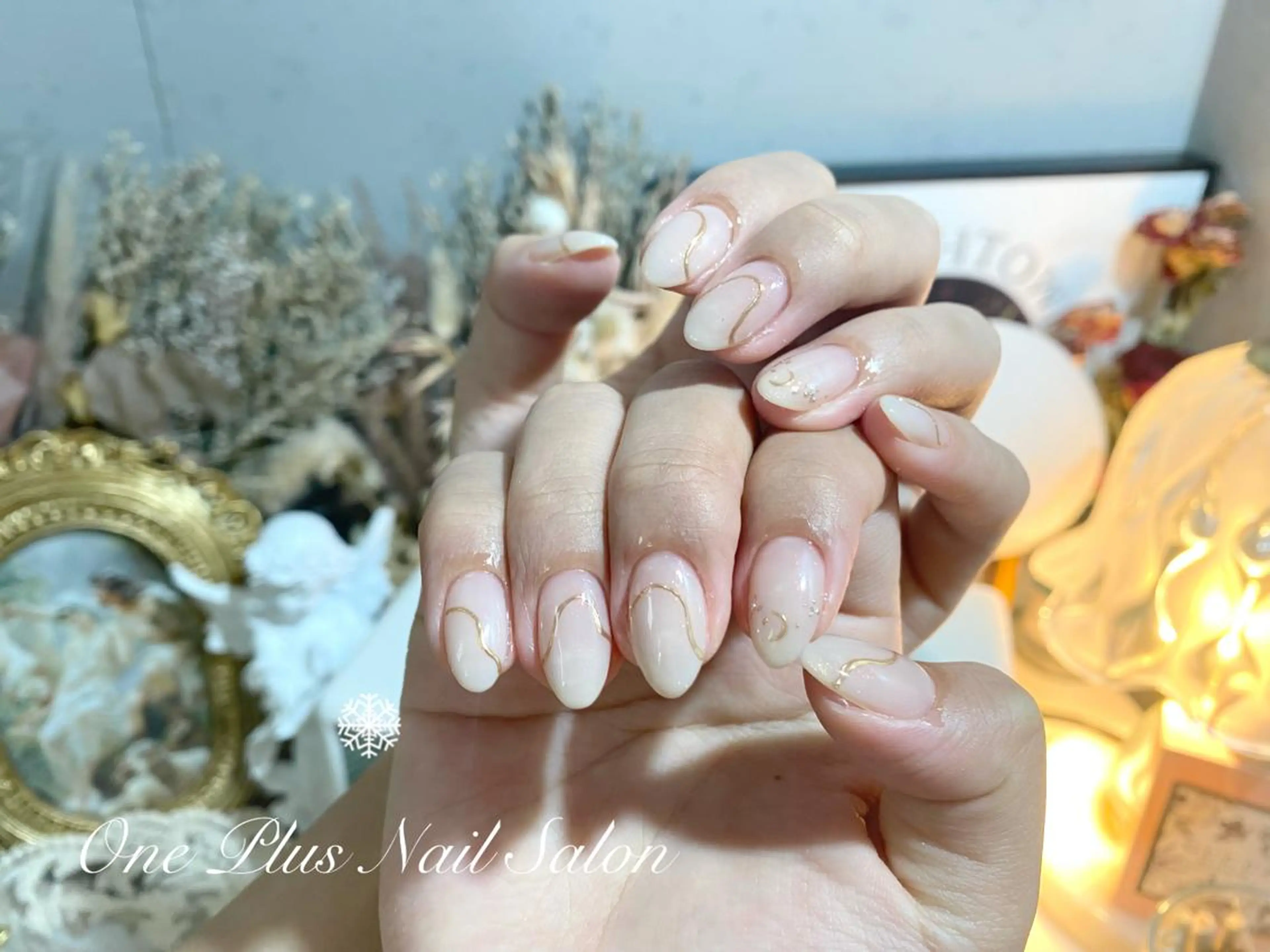 ショート カラー ハンドネイル One Plus Nail Salonのネイルデザイン