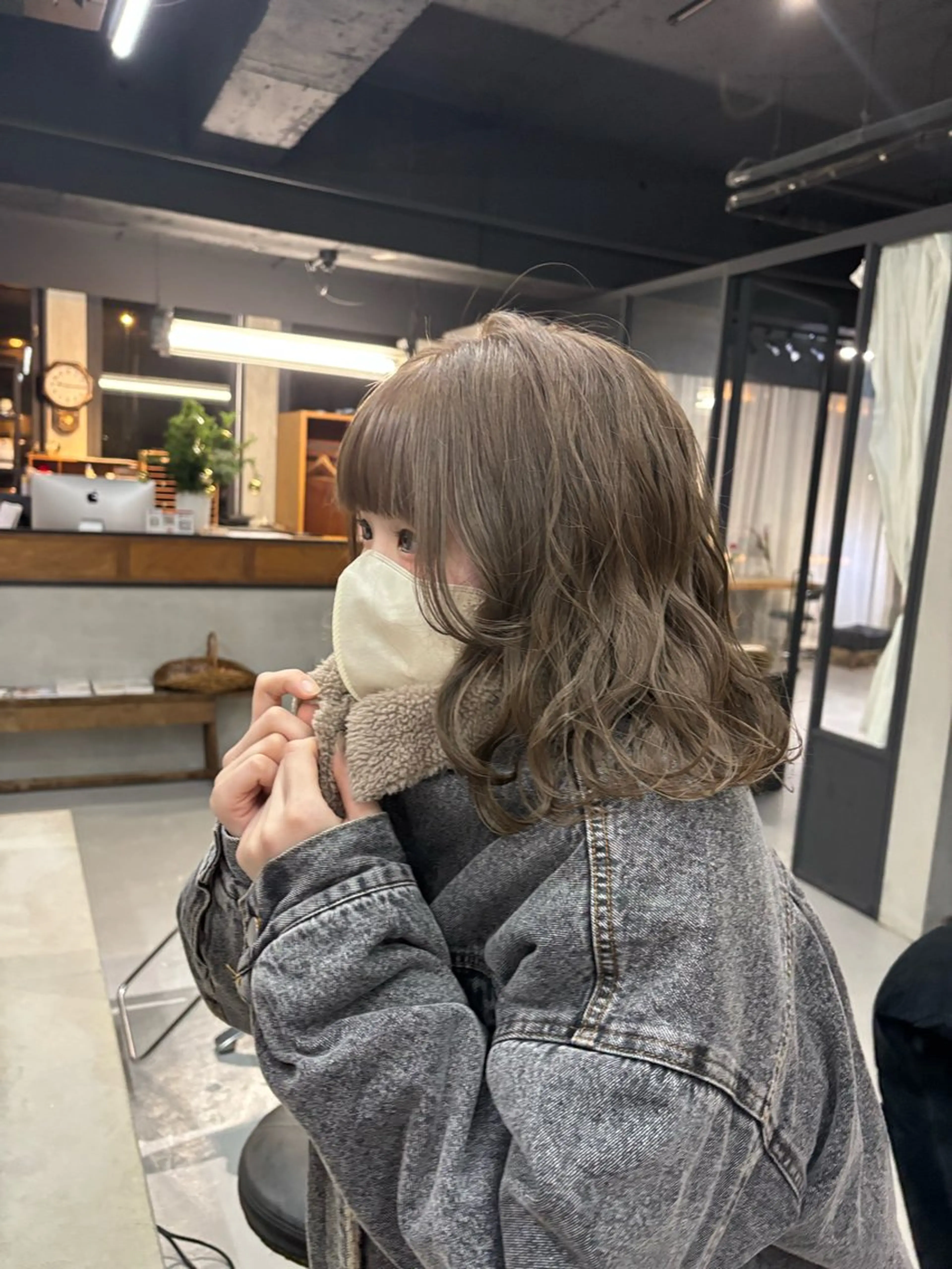 カラー ヘアカラー 井上 愛梨のヘアスタイル