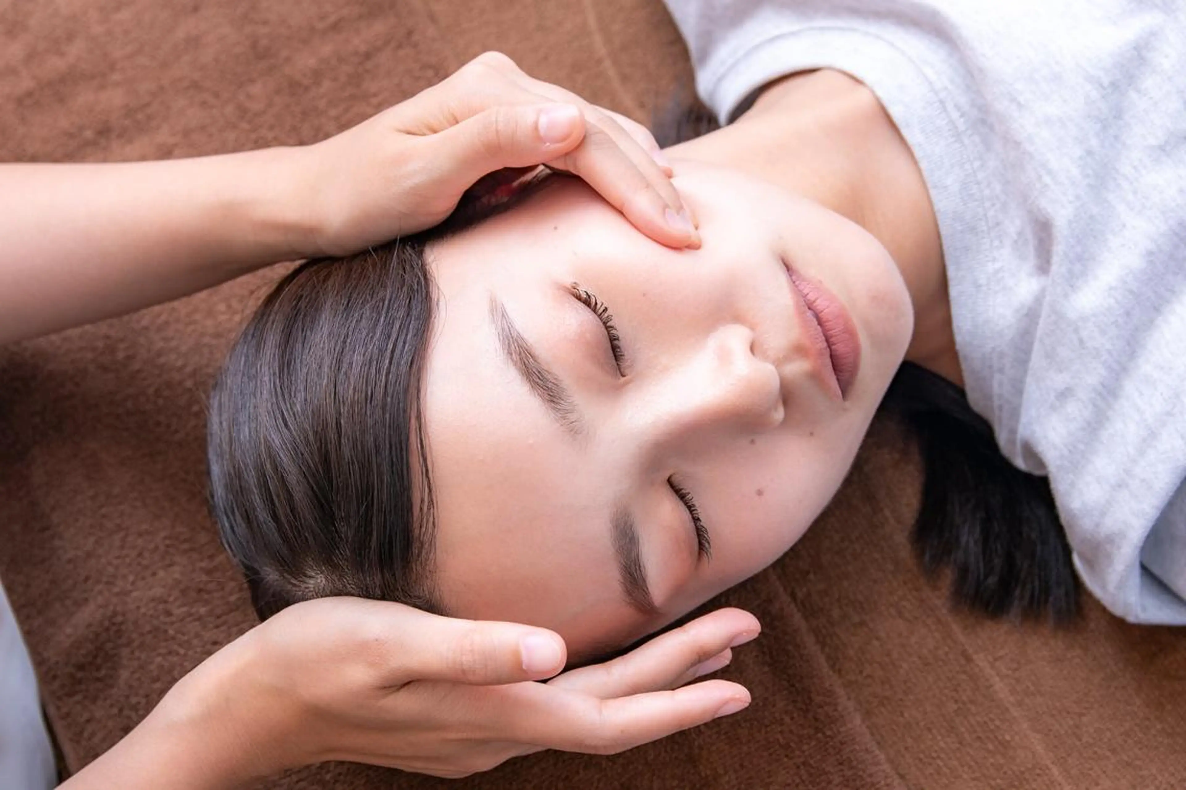 💛OPEN記念💛≪グーグル口コミ投稿お約束価格≫ 小顔矯正と骨盤矯正 60分 5800円→0円の写真