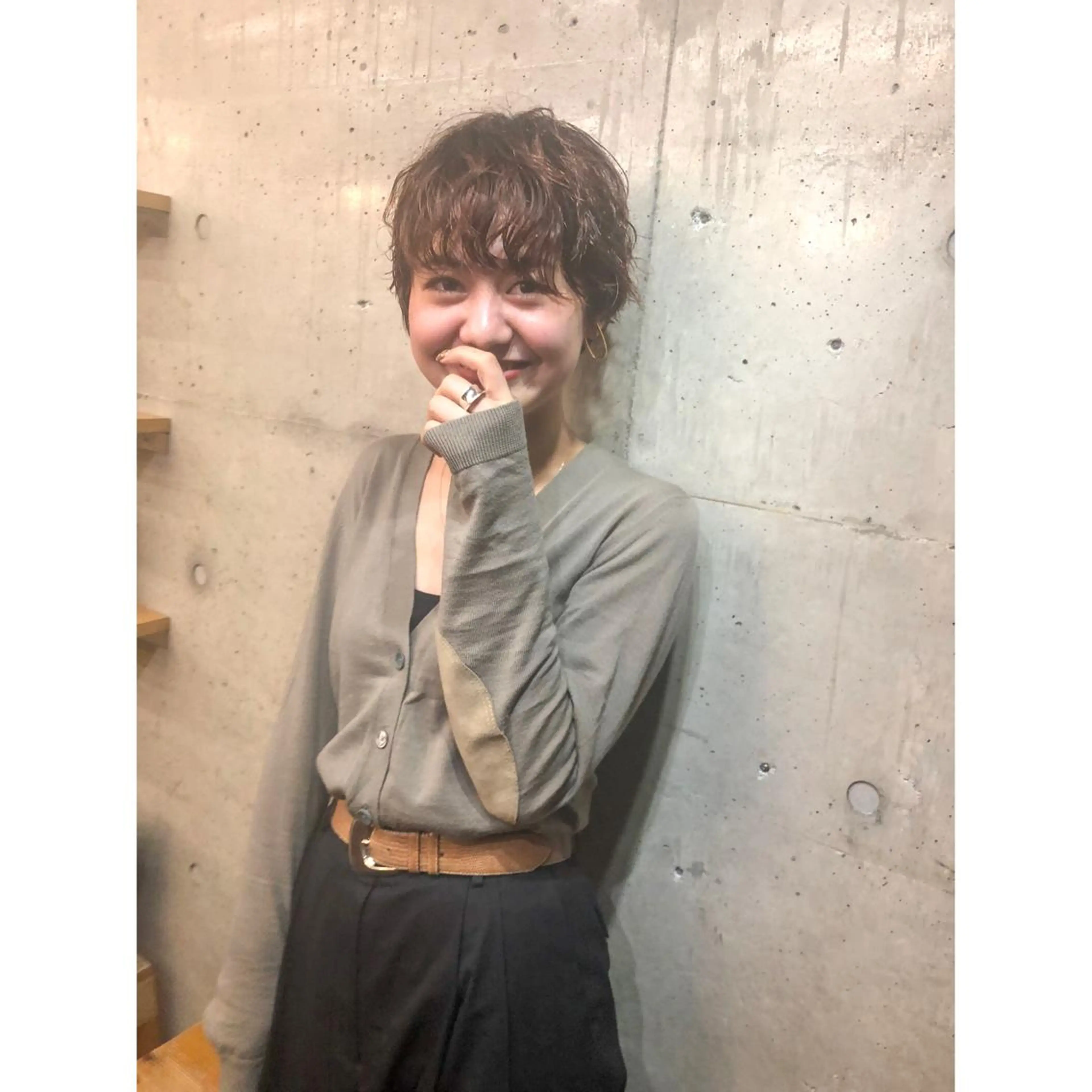 ショート カラー ベージュカラー ショートヘア カット ヘアカラー トリートメント ヘアセット センスをお届けします 大谷将生infpのヘアスタイル