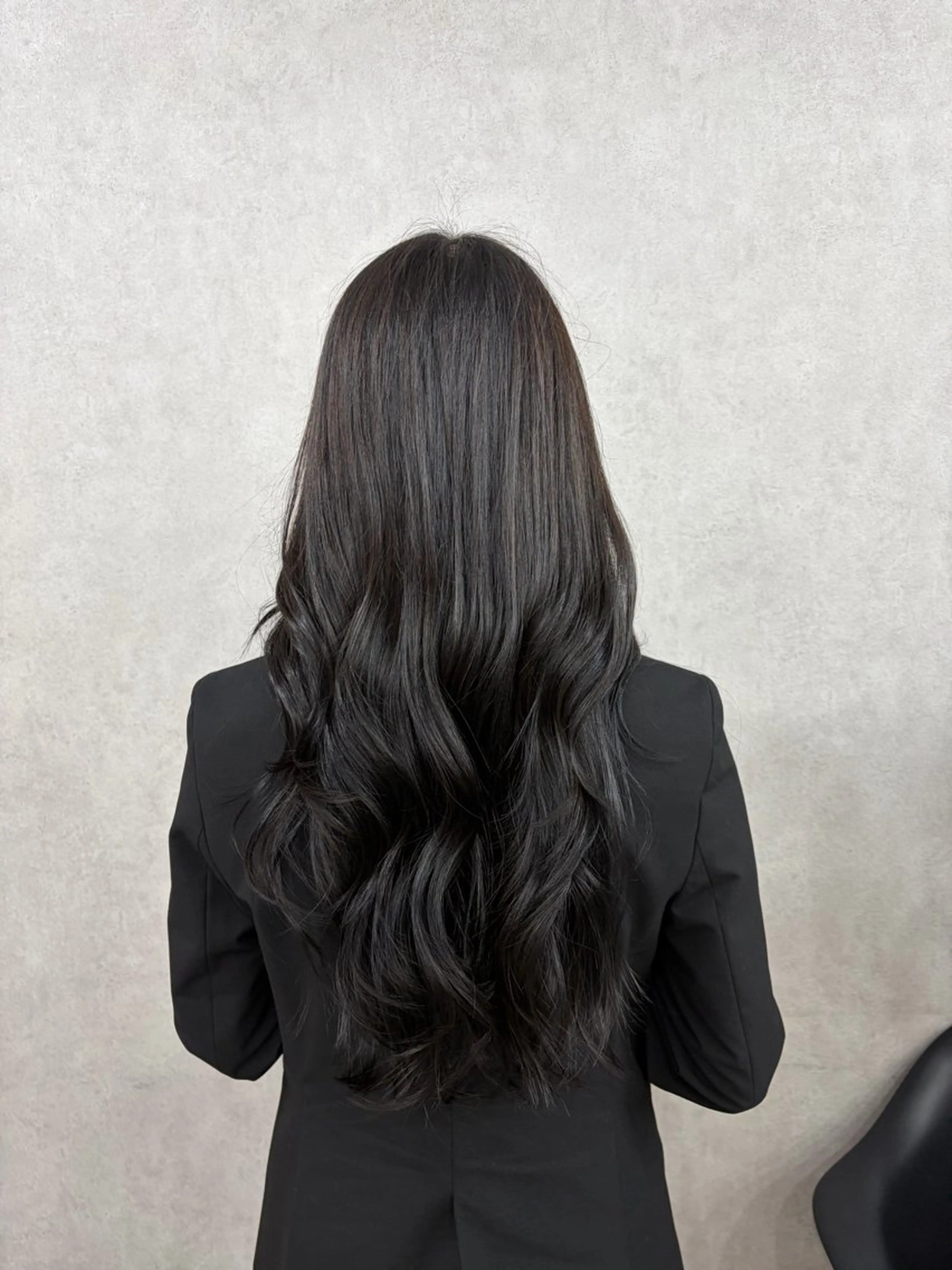 ロング カラー 黒髪 透明感カラー 倉澤 愛理のヘアスタイル