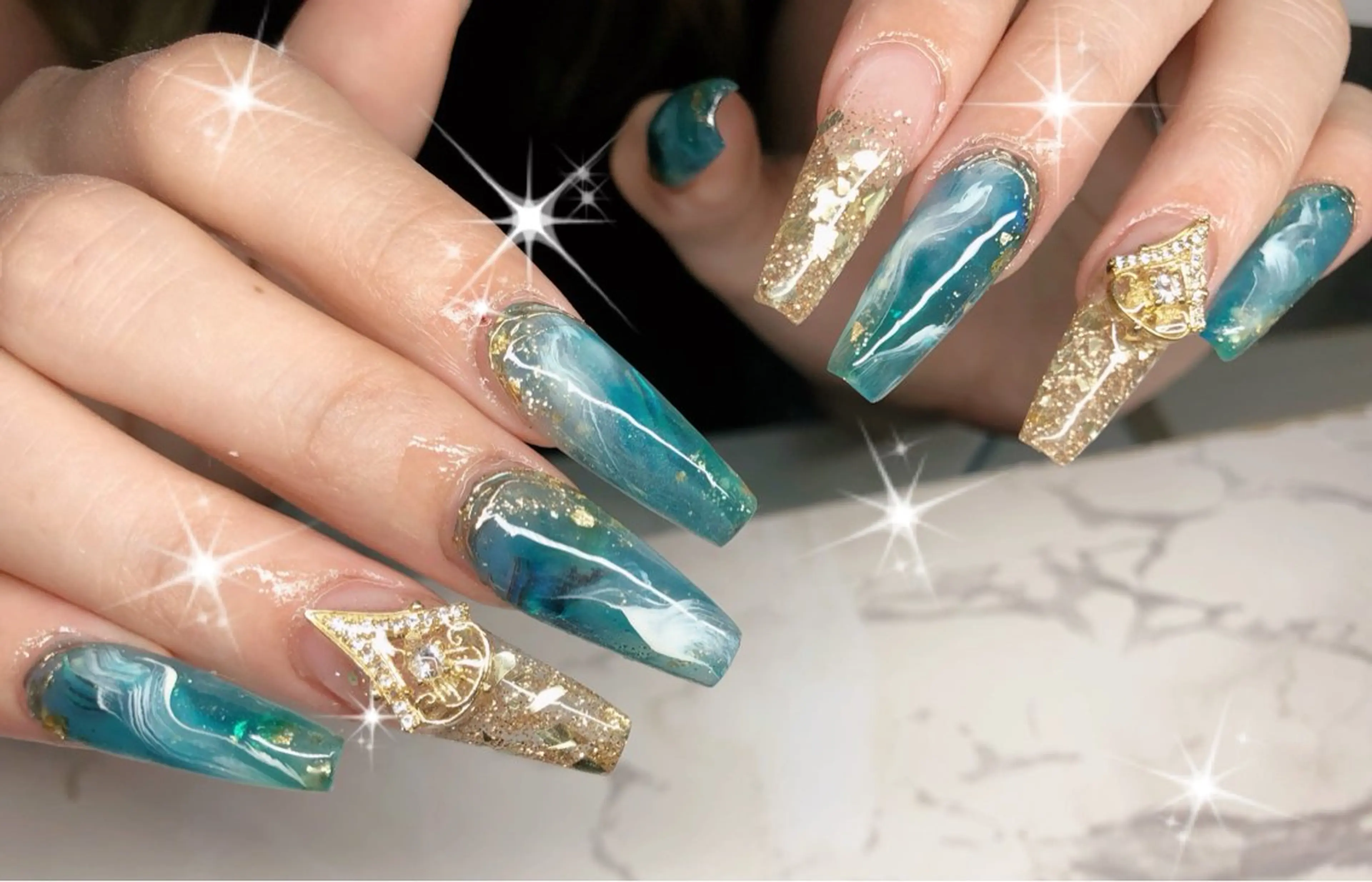 ネイル Nailsalon SKiのネイルデザイン