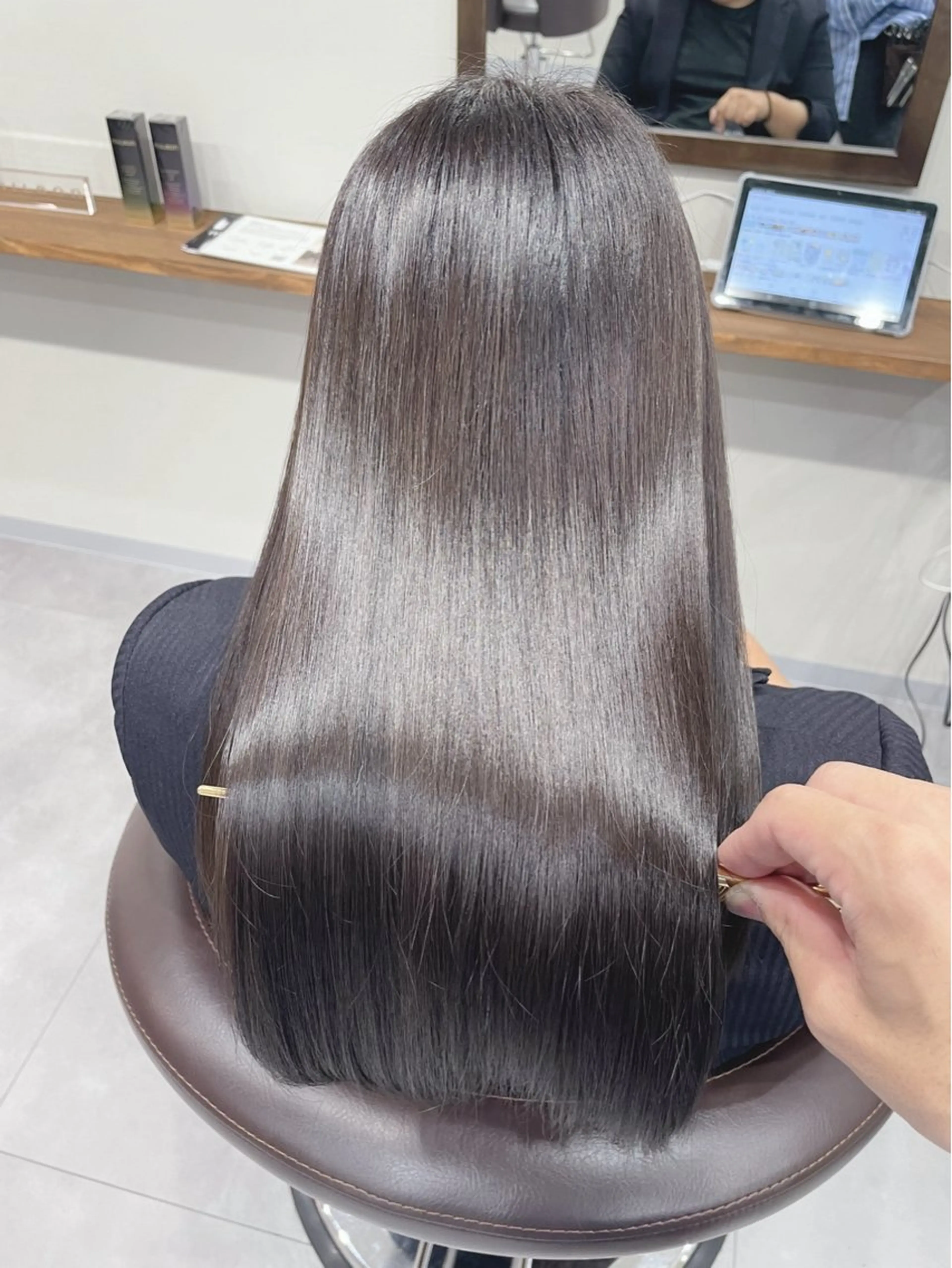 ロング カット ヘアカラー トリートメント 縮毛矯正、髪質改善／ 松田 龍之介のヘアスタイル