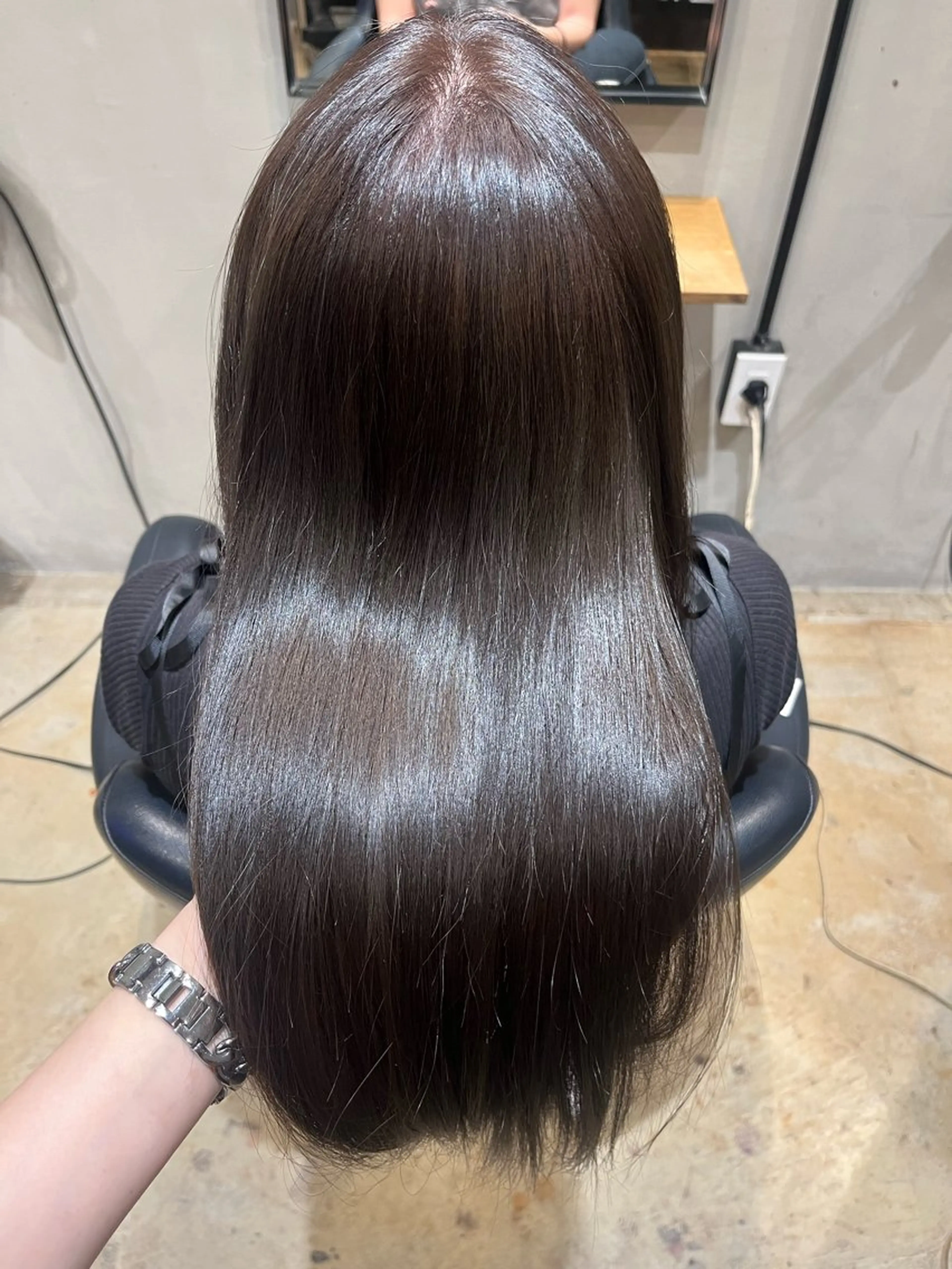 セミロング カラー みわ/博多 ブリーチ/メンズヘアのヘアスタイル