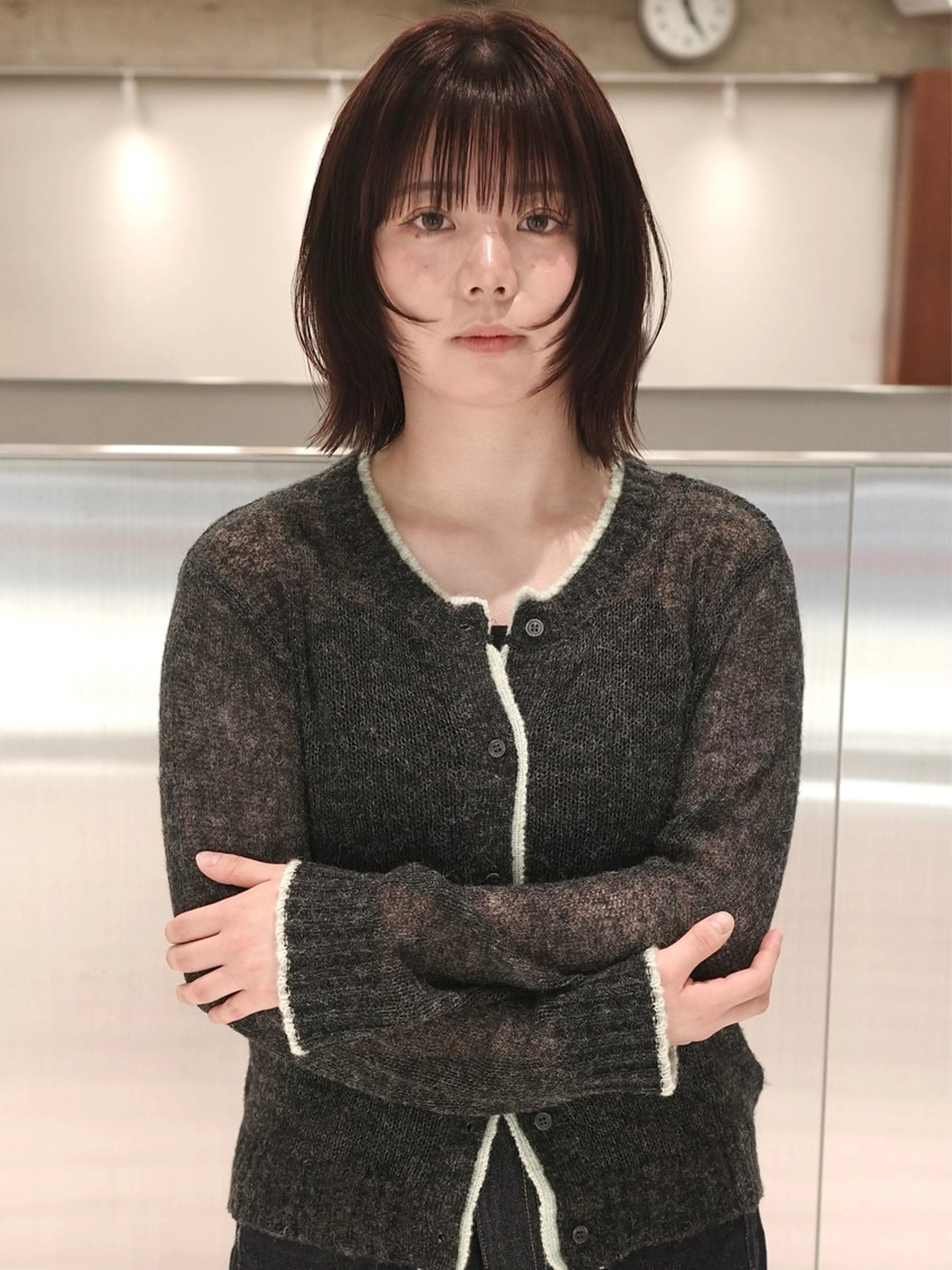 ショート ボブレイヤー ボブ 顔まわりレイヤー 顔周りカット レイヤーカット カット ヘアカラー トリートメント (h)wim ウィムのヘアスタイル