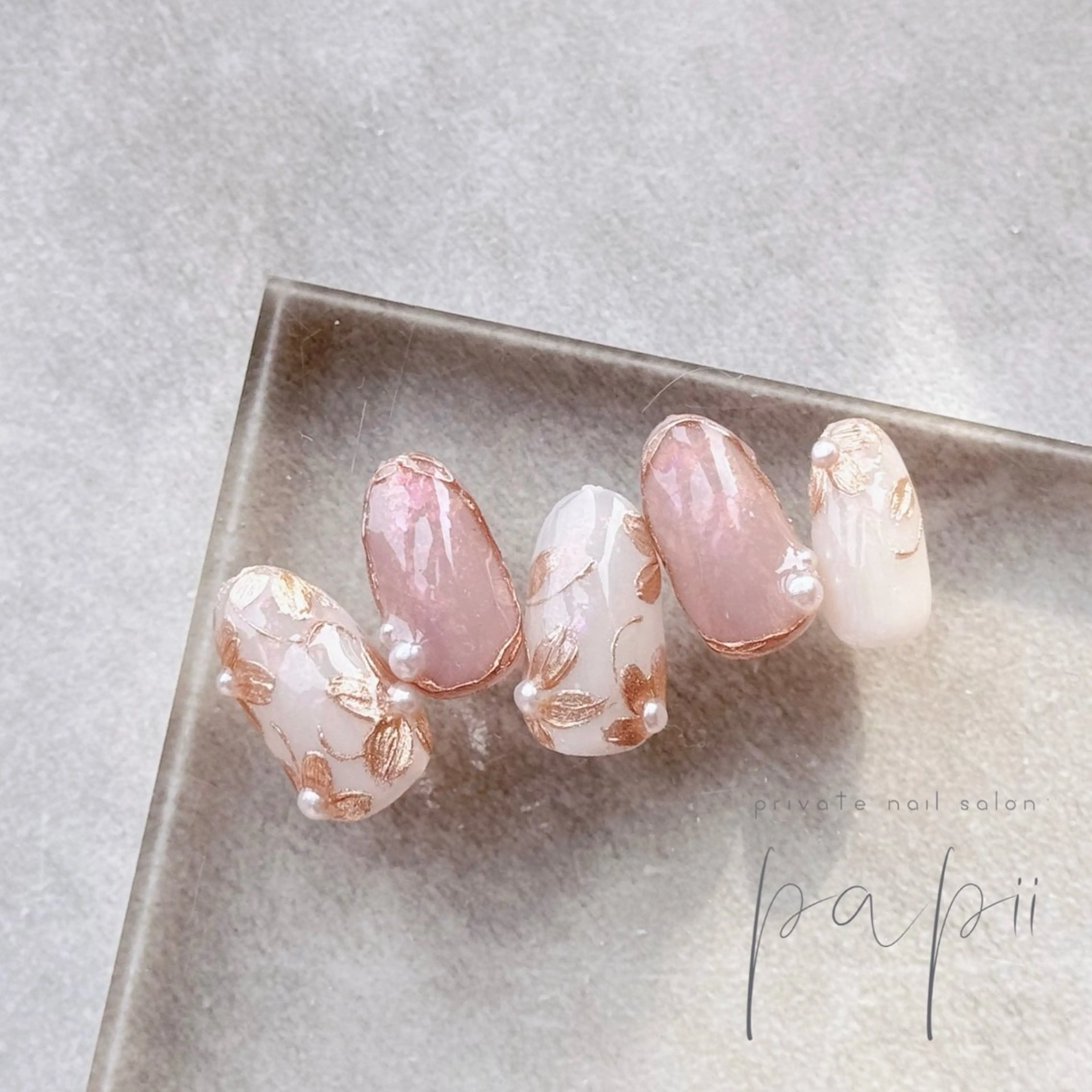 ネイル アートネイル フラワーネイル ミラーネイル ハンドネイル papii☆ kurodaのネイルデザイン