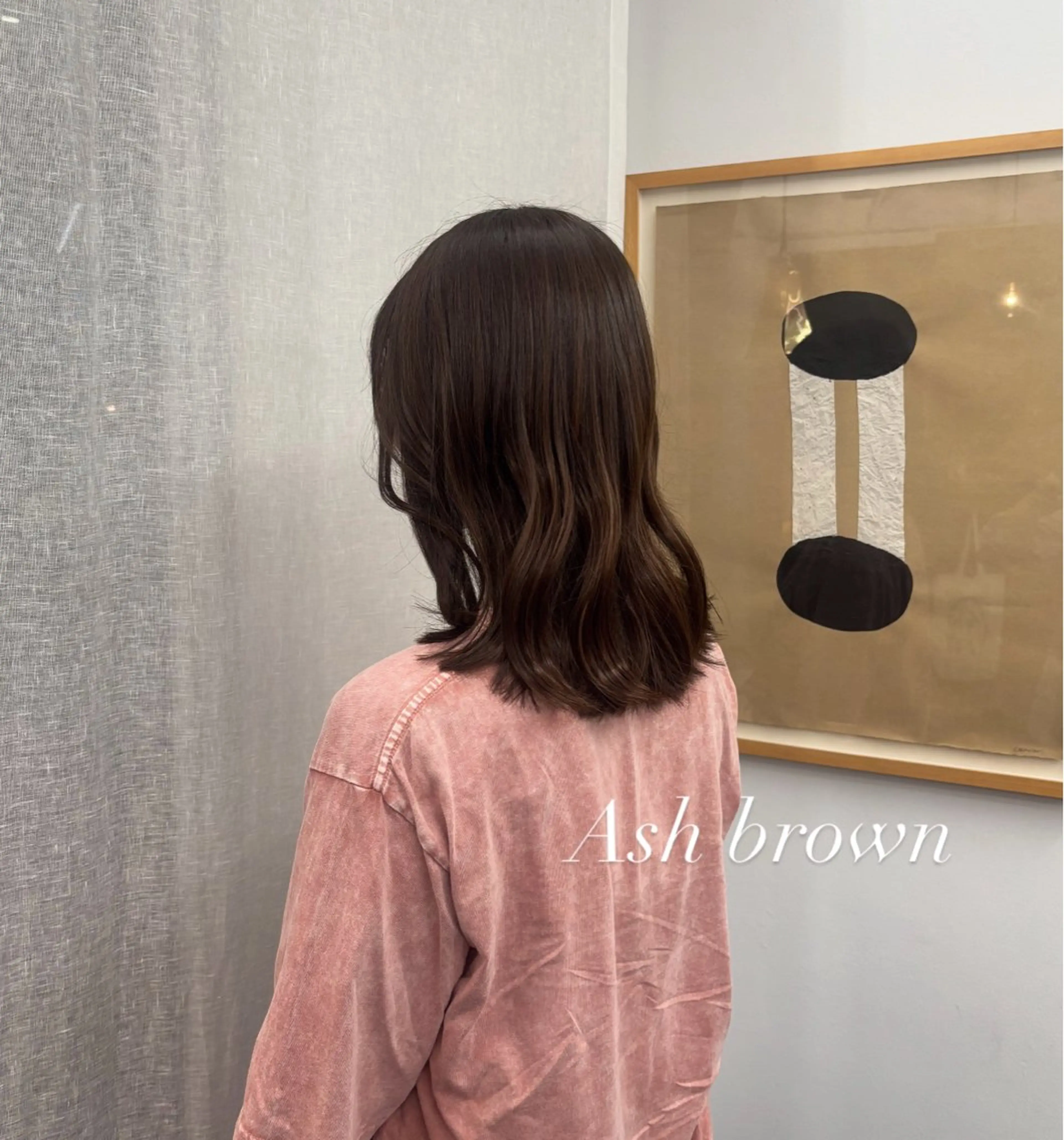 ミディアム カラー アッシュ アッシュブラウン ブラウンカラー オレンジ 外ハネヘア 【ヤマザキアヤメ】 パーマモデル様募集中のヘアスタイル