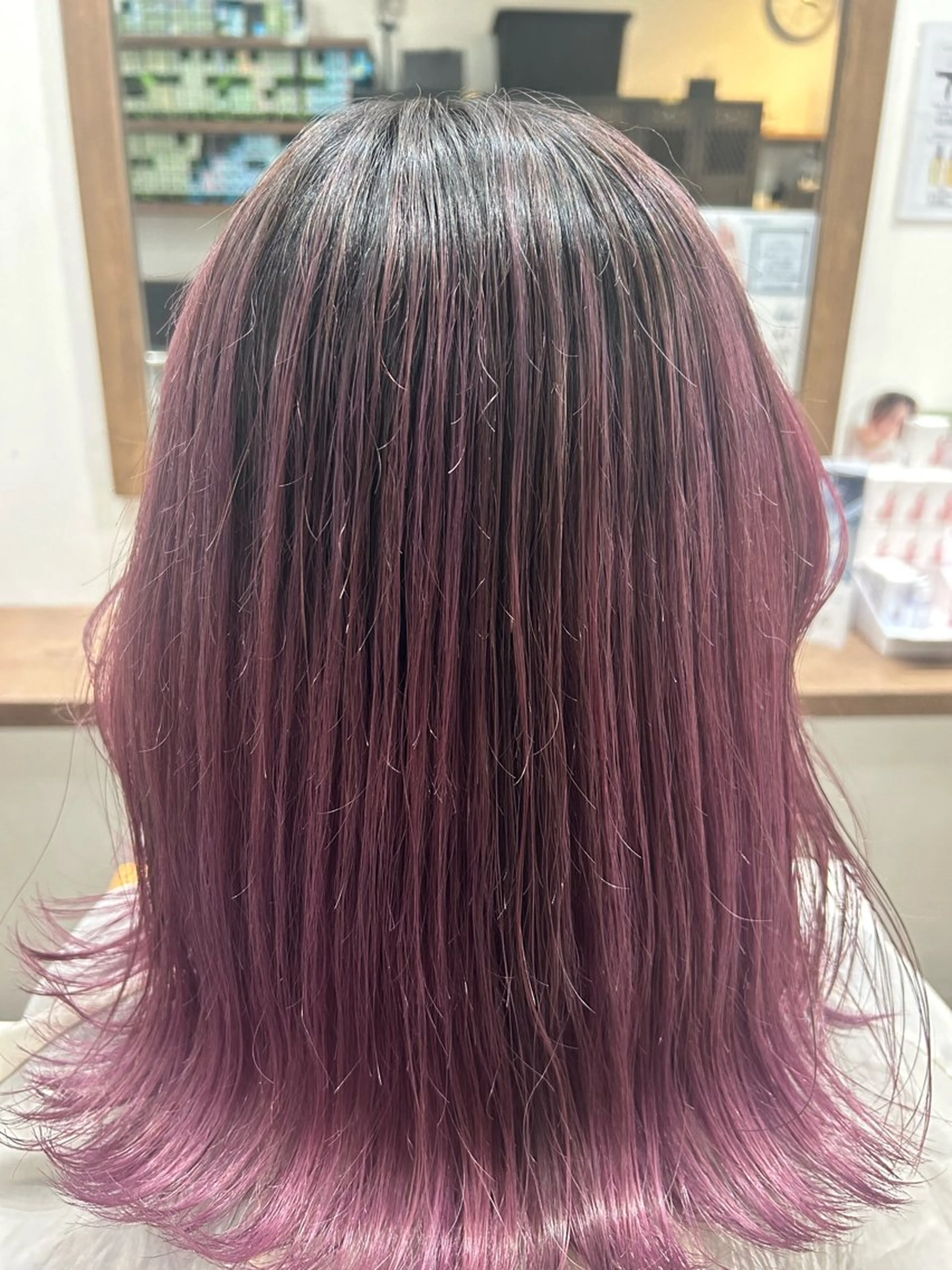 ミディアム カラー バレイヤージュ ピンクカラー レイヤーカット カット ヘアカラー レイヤー/韓国/ ハッシュ/高田翼のヘアスタイル