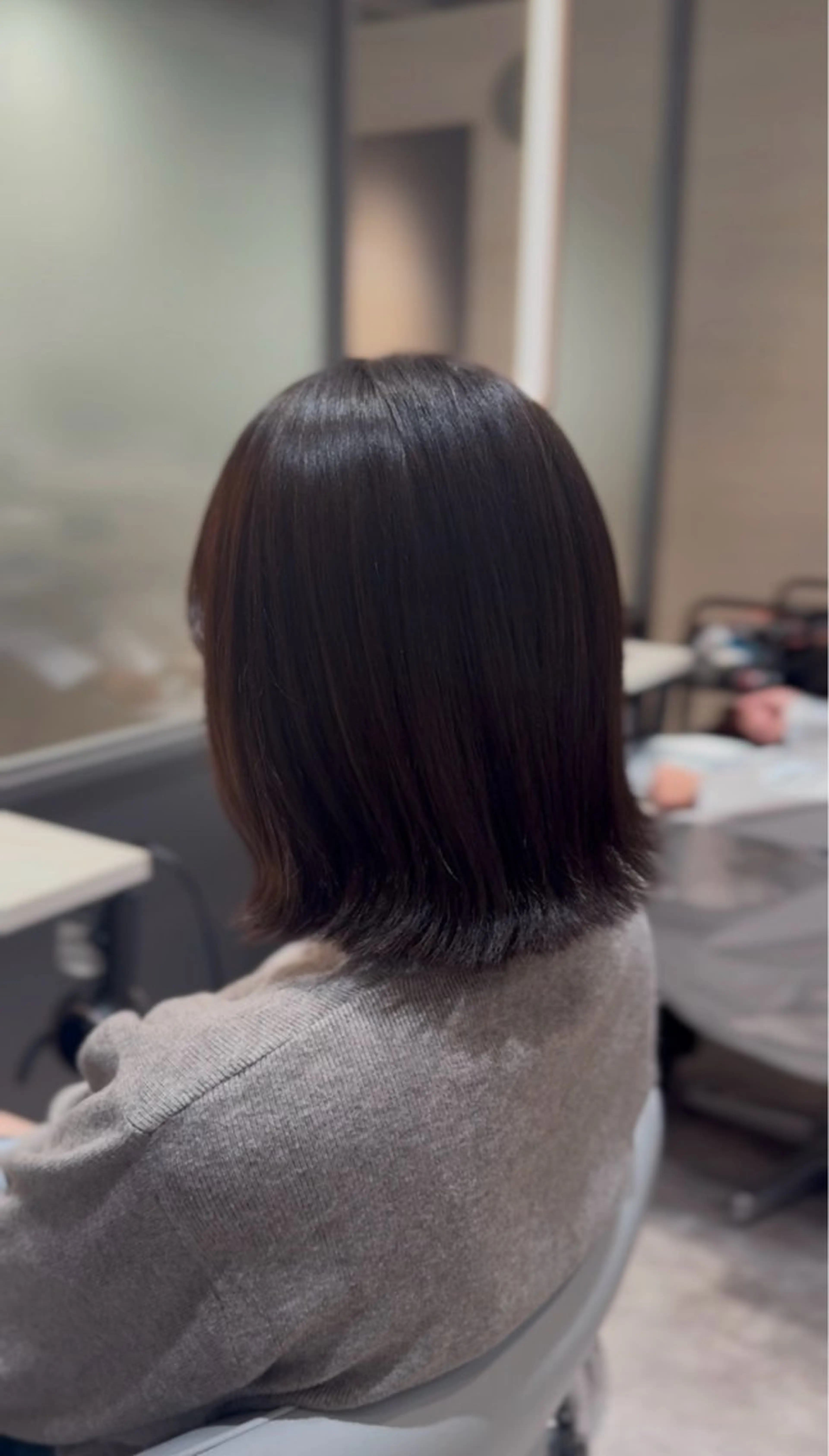 ショート カラー 切りっぱなしボブ ブラウンカラー ボブ カット ヘアカラー 上野 日菜莉のヘアスタイル