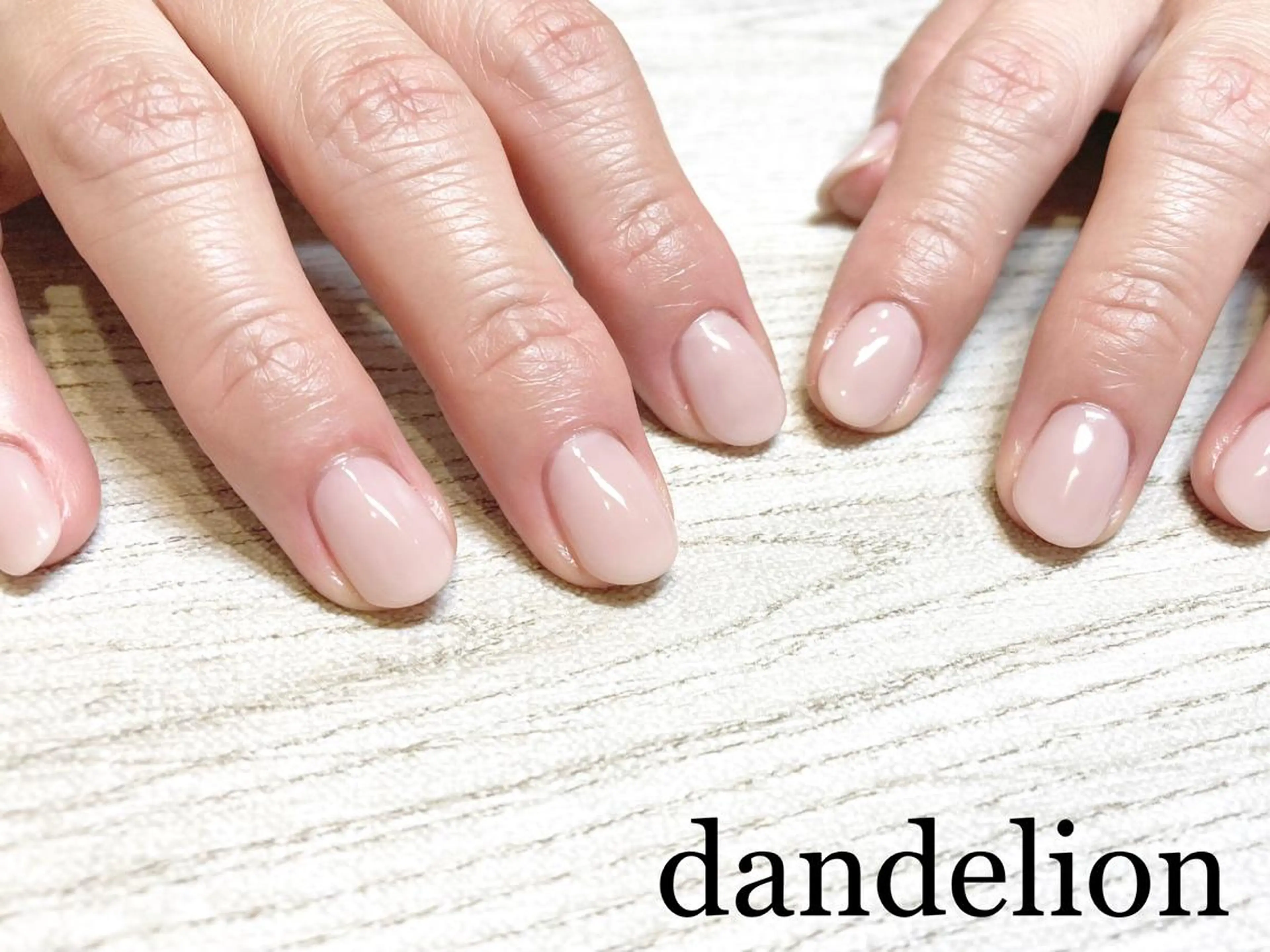 ネイル ハンドネイル ハンドケア dandelion ダンデライオンのネイルデザイン