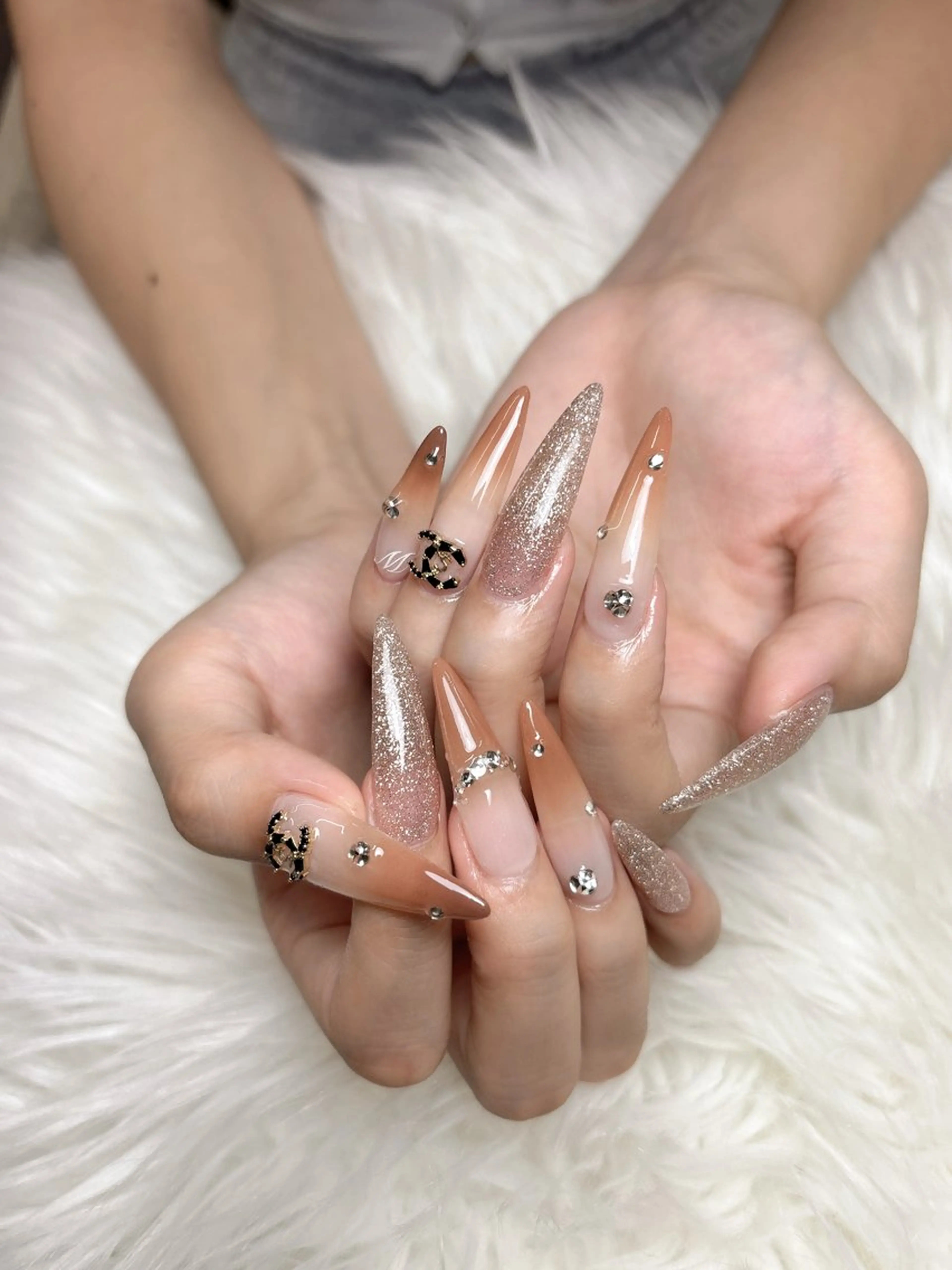 ネイル W·mai nail 関内のネイルデザイン