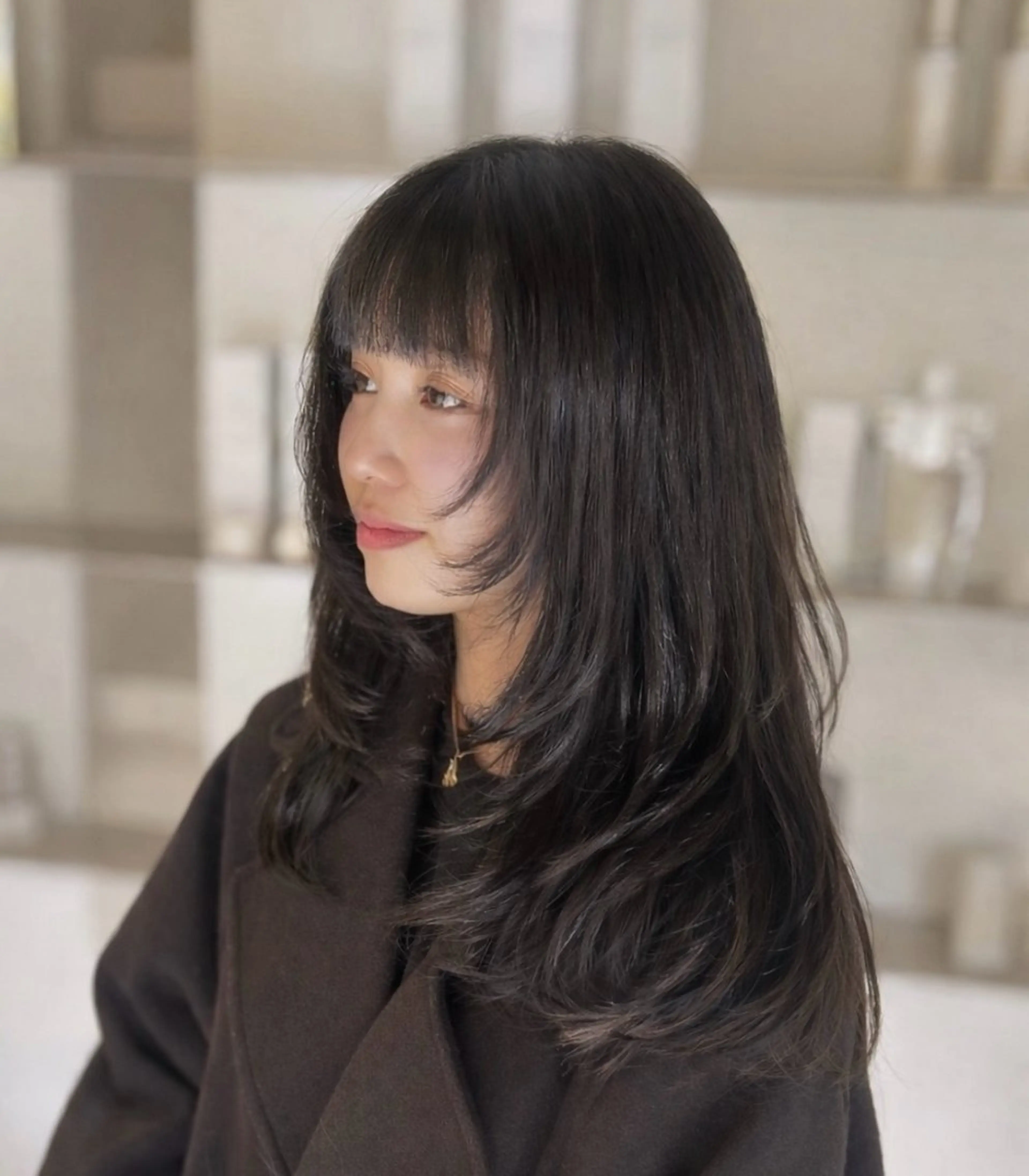 ロング カット ヘアカラー トリートメント 白土 さくらのヘアスタイル