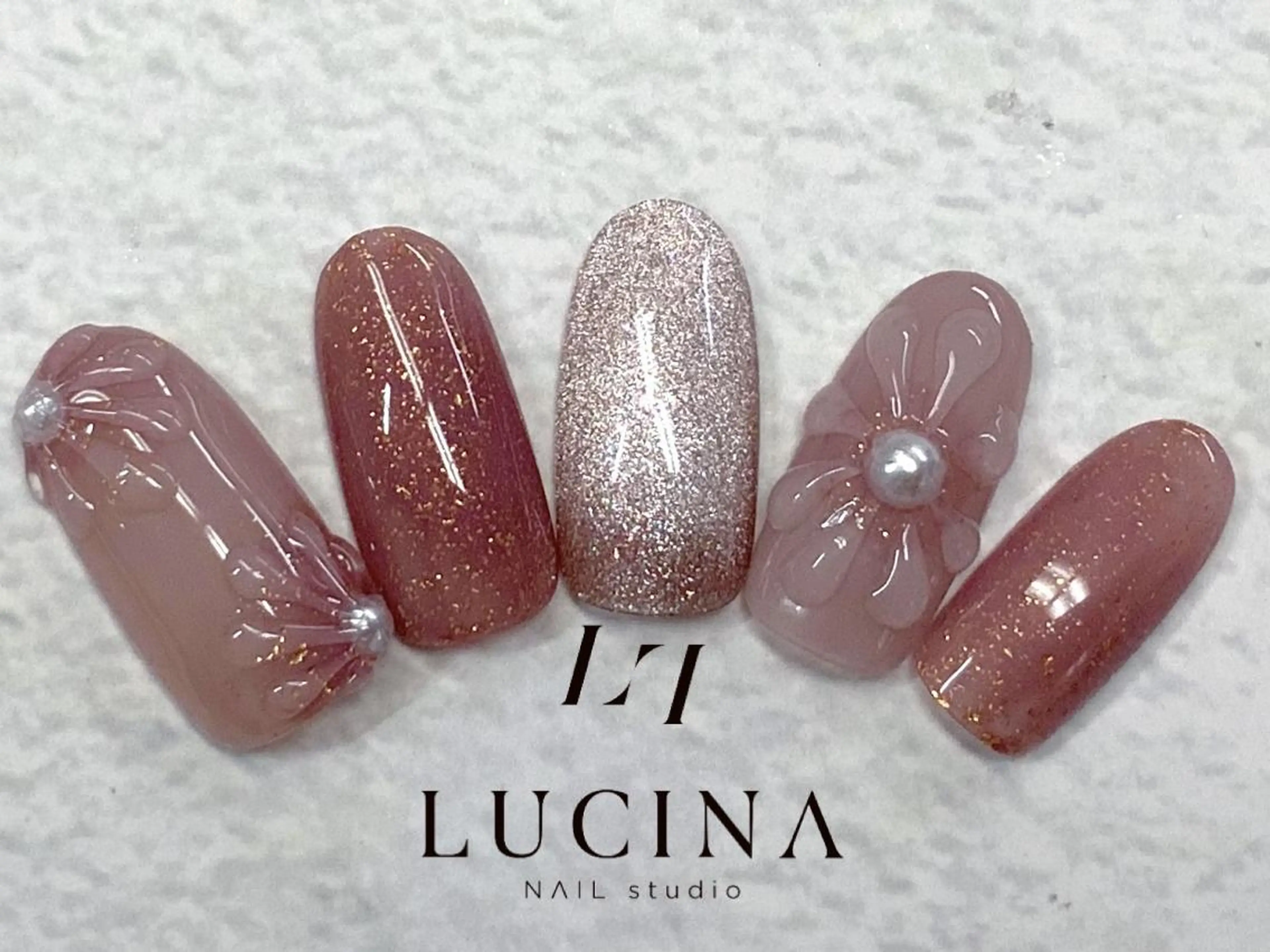 ネイル クリアネイル 長さ出し フラワーネイル フットネイル フレンチネイル 新橋 ルキナ スタッフのネイルデザイン