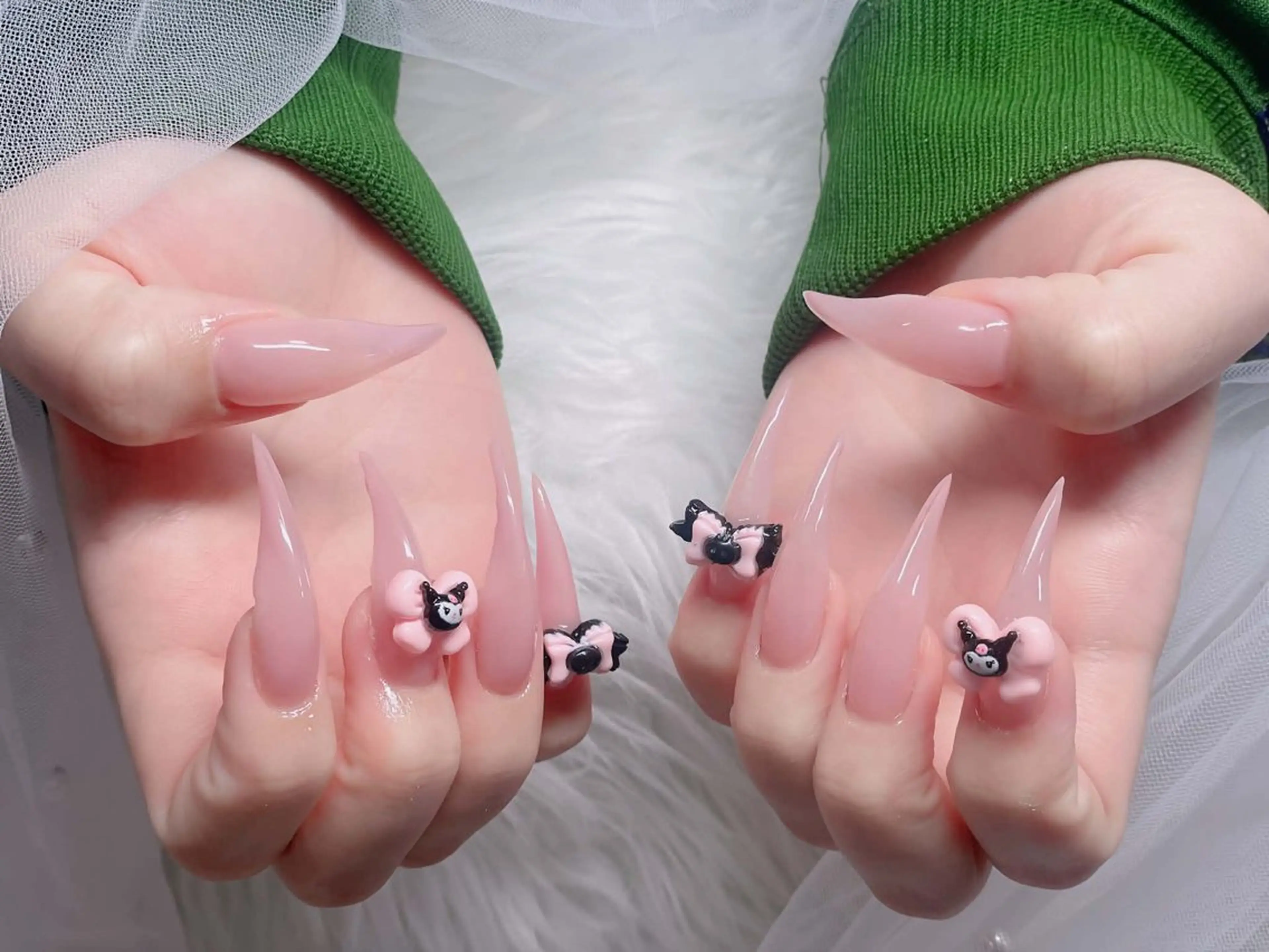 ネイル フレンチネイル ジェルネイル ガラスフレンチ ハロウィン ハート ハンドネイル H.baby Nail Salonのネイルデザイン