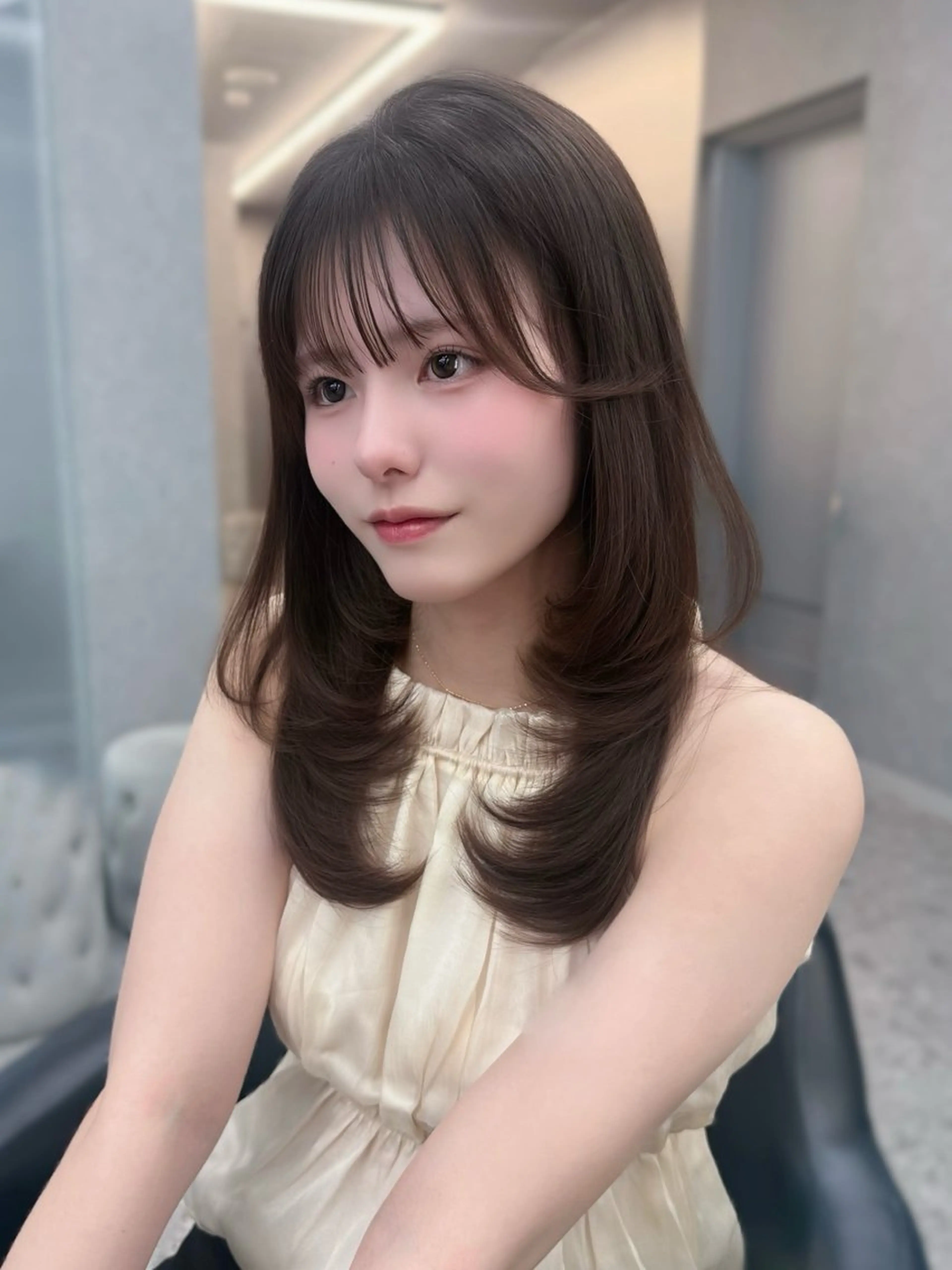 ミディアム カラー ブラウンカラー グレージュ 顔周りカット 韓国風ヘア レイヤーカット カット ヘアカラー トリートメント レイヤーカット /顔周り/和奏︎♪のヘアスタイル