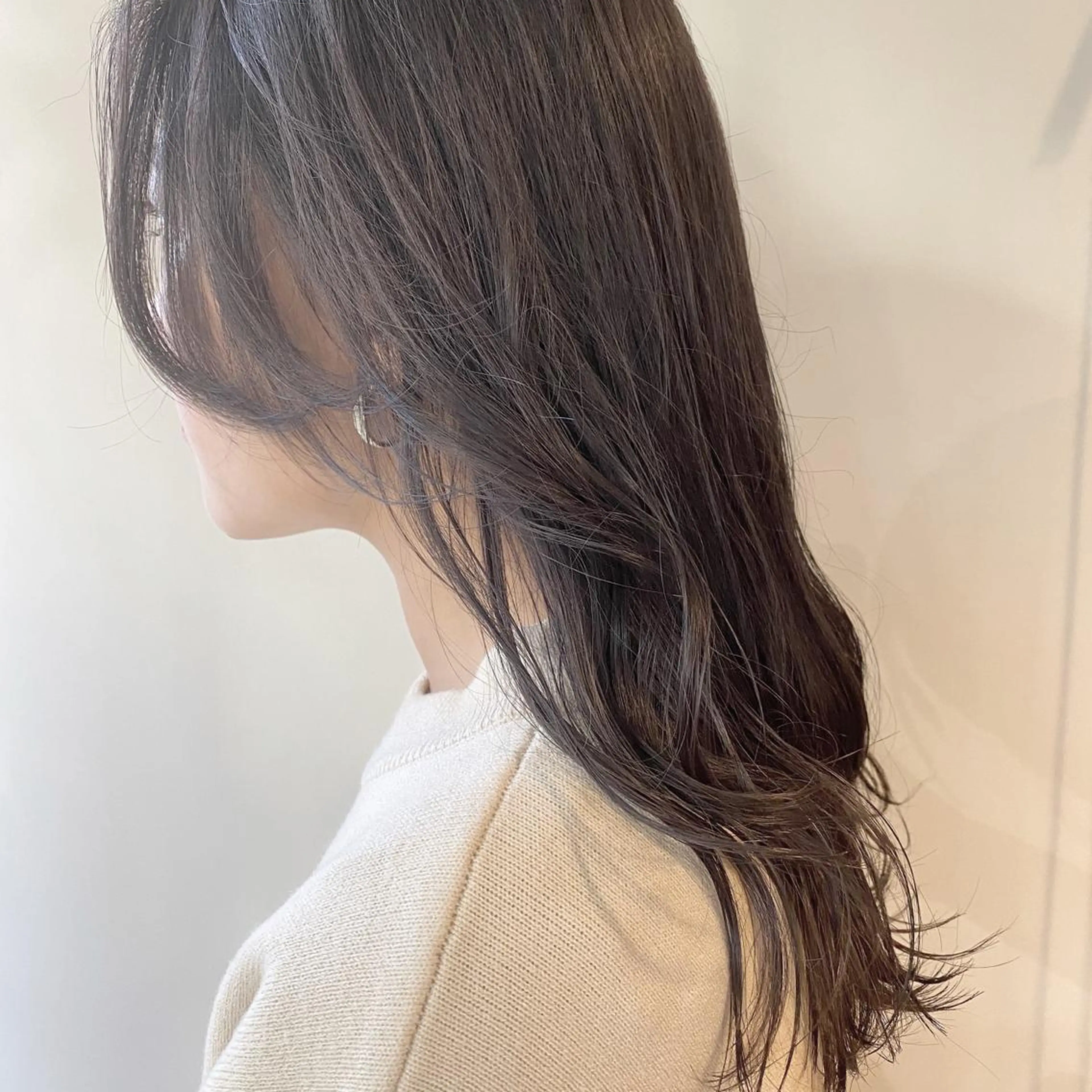 セミロング カラー ヘアアレンジ アッシュ 透明感カラー ラベンダーカラー シースルーバング 小顔カット 撮影モデル募集 🦋soemikaのヘアスタイル