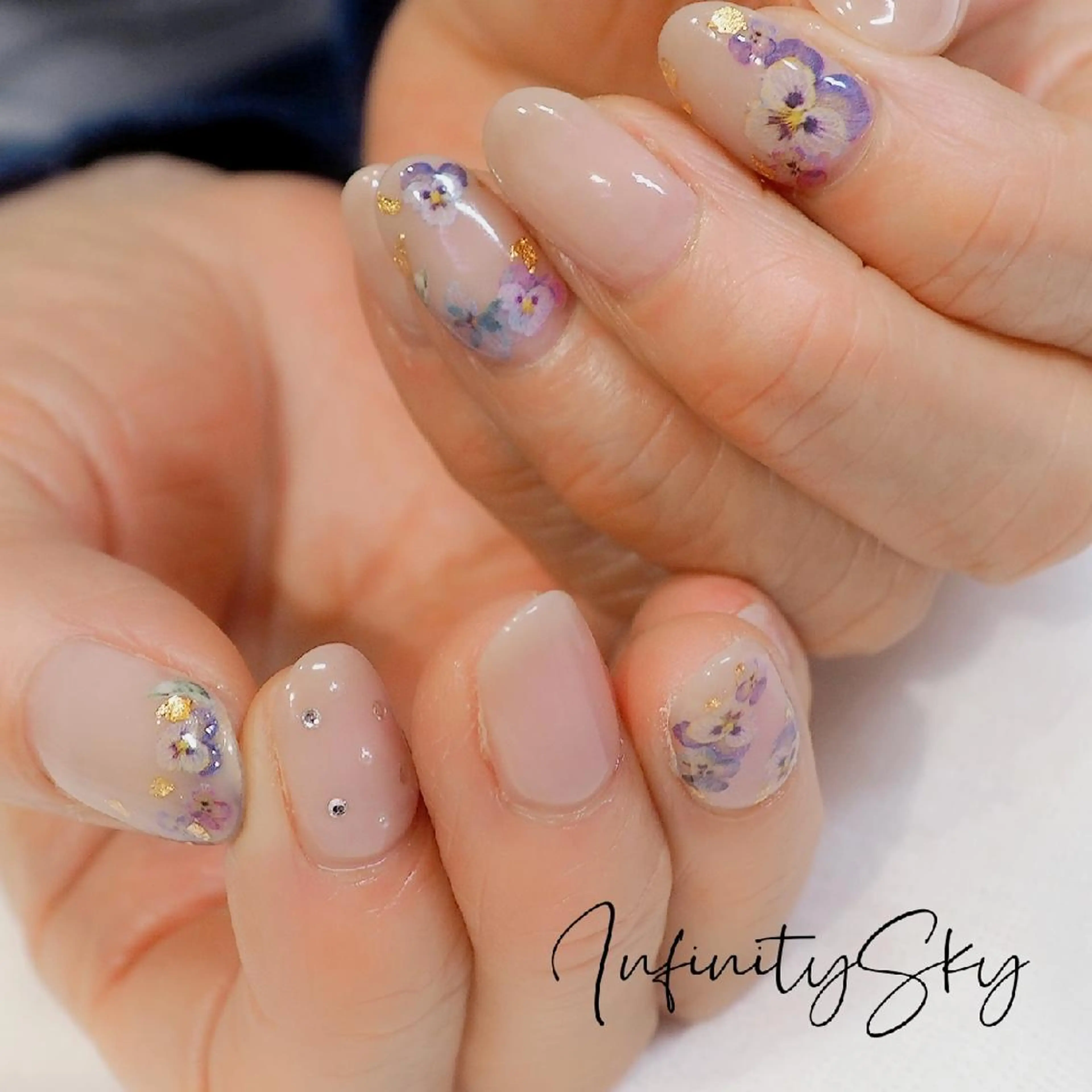 ネイル ハンドネイル infinity skyのネイルデザイン