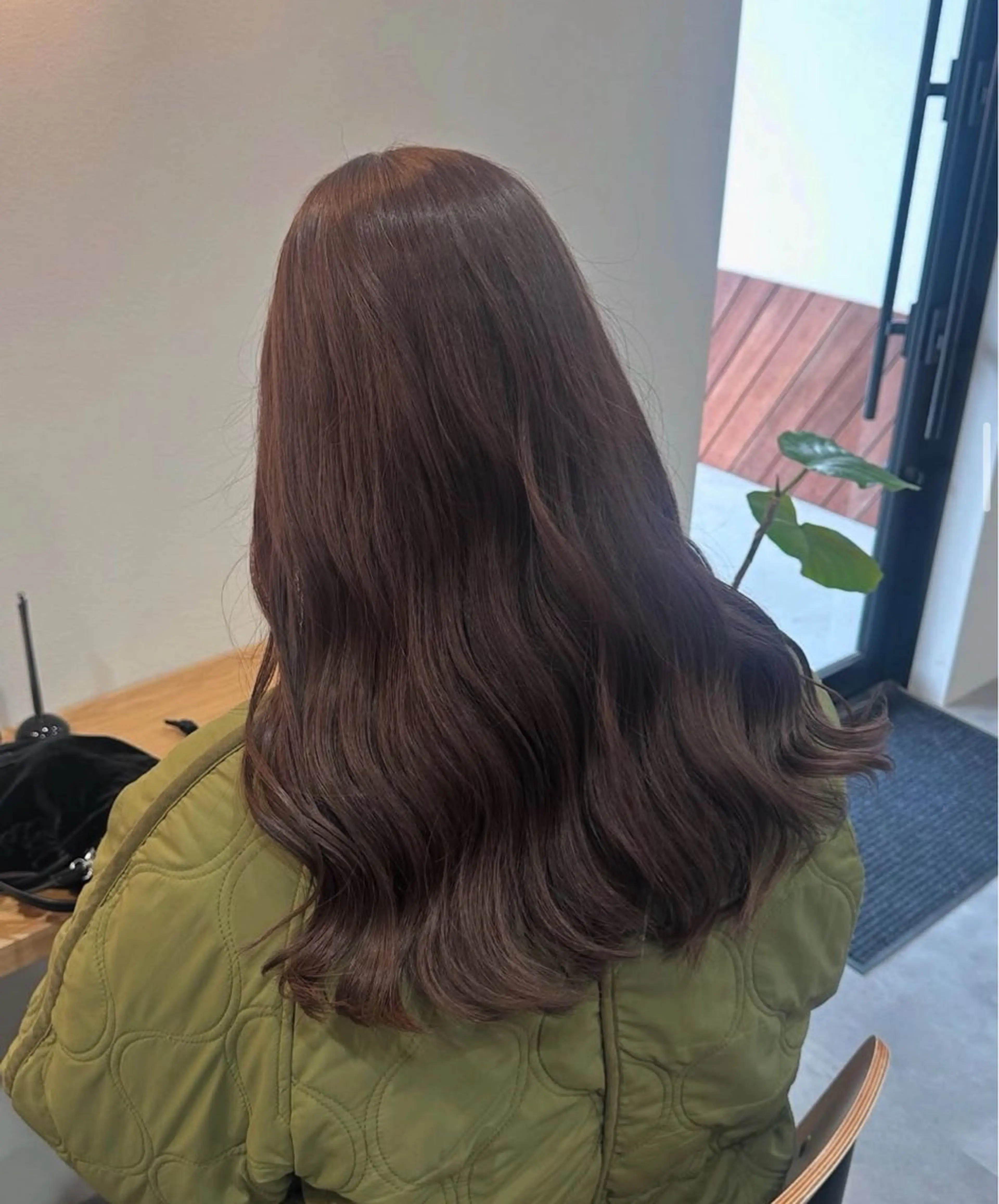 ロング カラー 濱崎 璃乃/ルプラボウのヘアスタイル