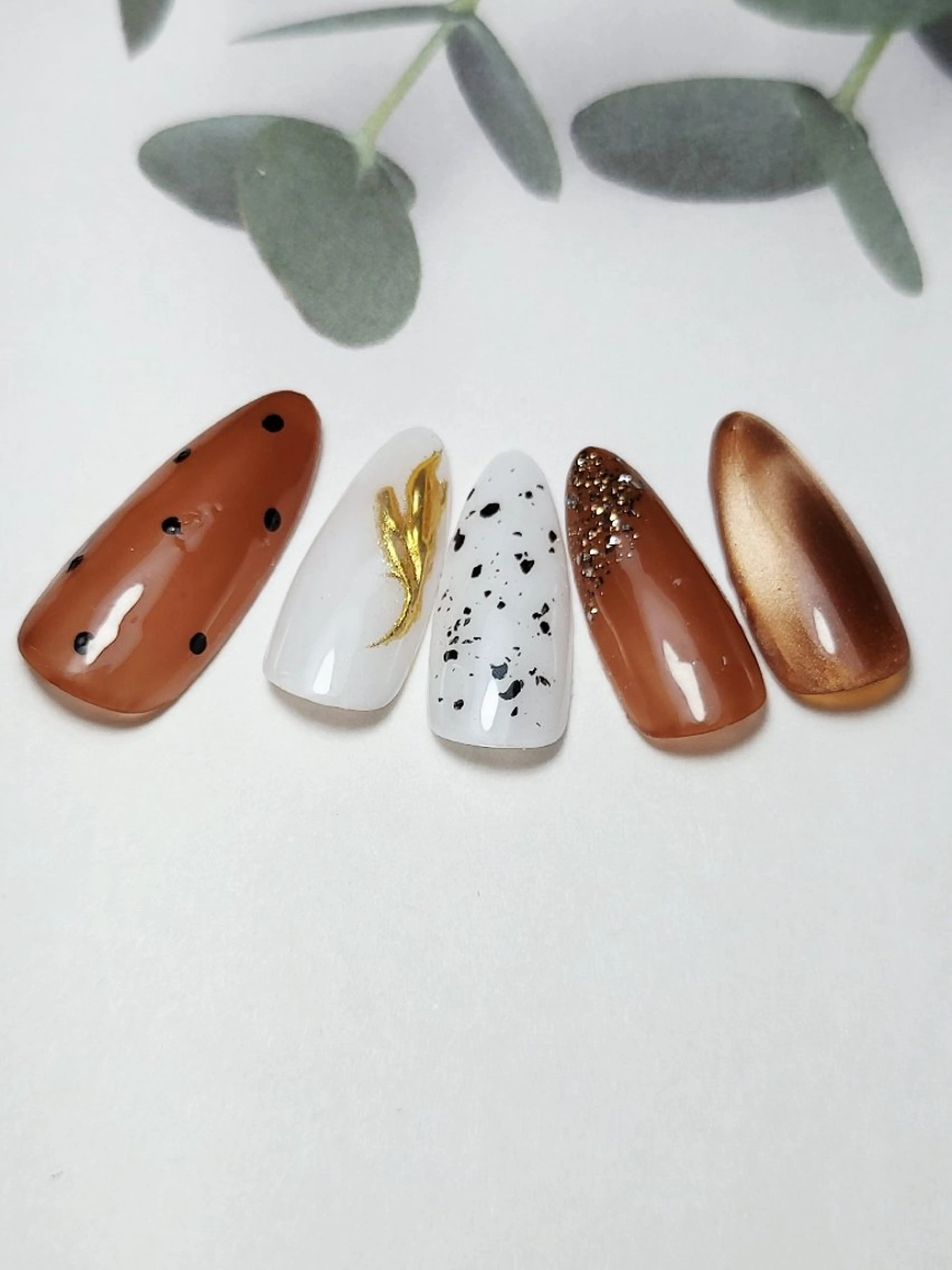 ネイル 矢野 美希のネイルデザイン