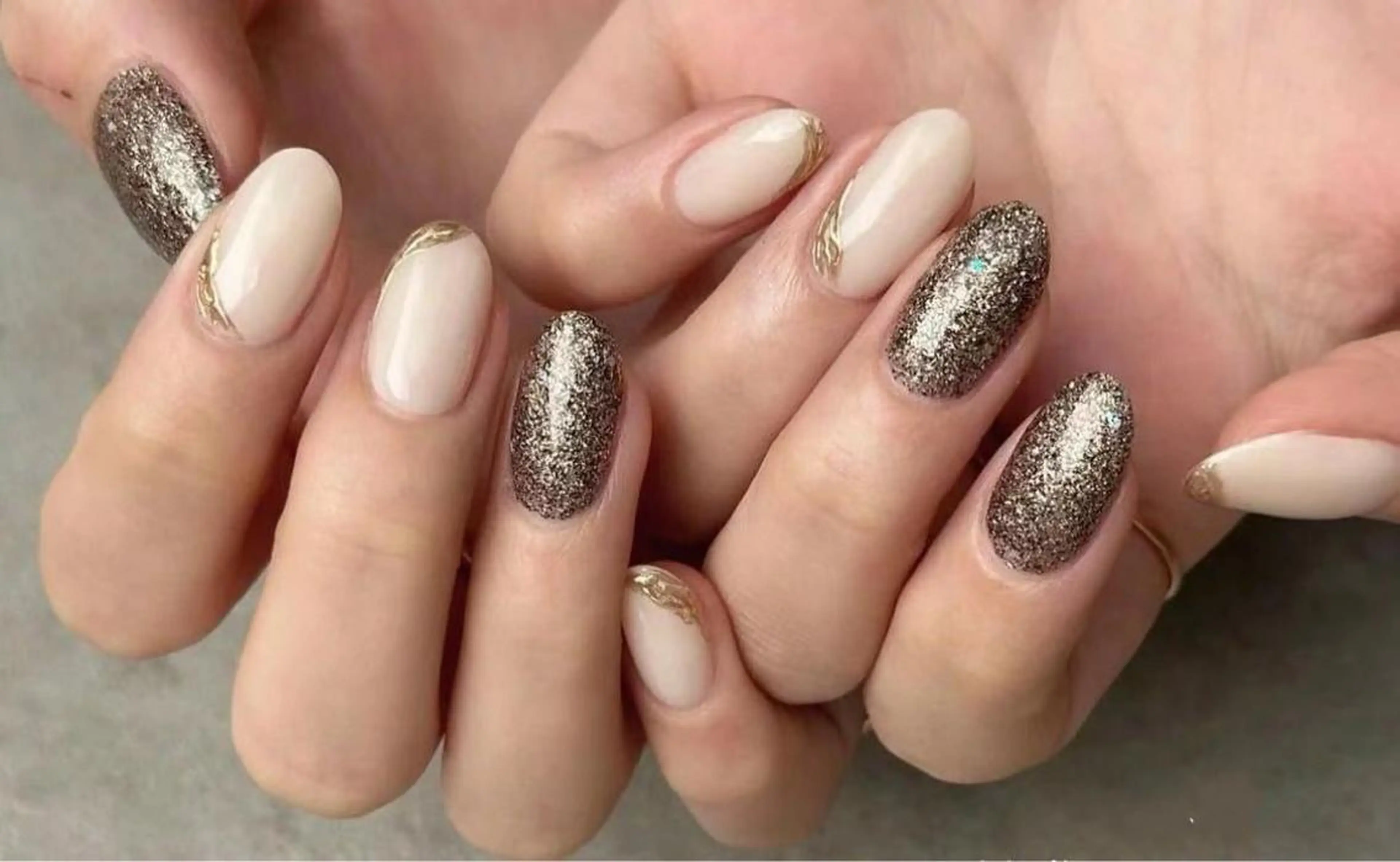 ネイル Ui_Amor (パラジェル)のネイルデザイン