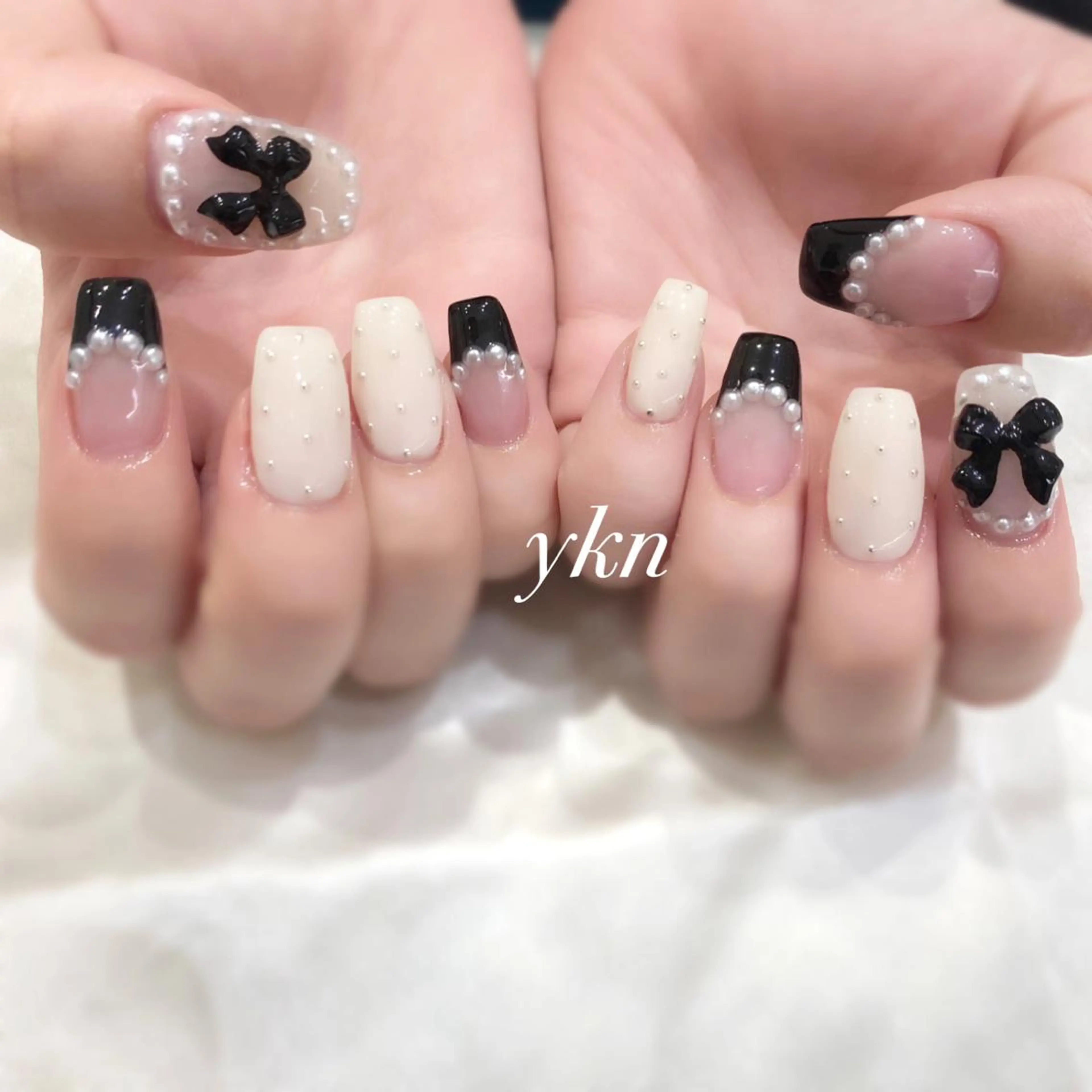 ネイル フレンチネイル ハンドネイル melMoon .のネイルデザイン