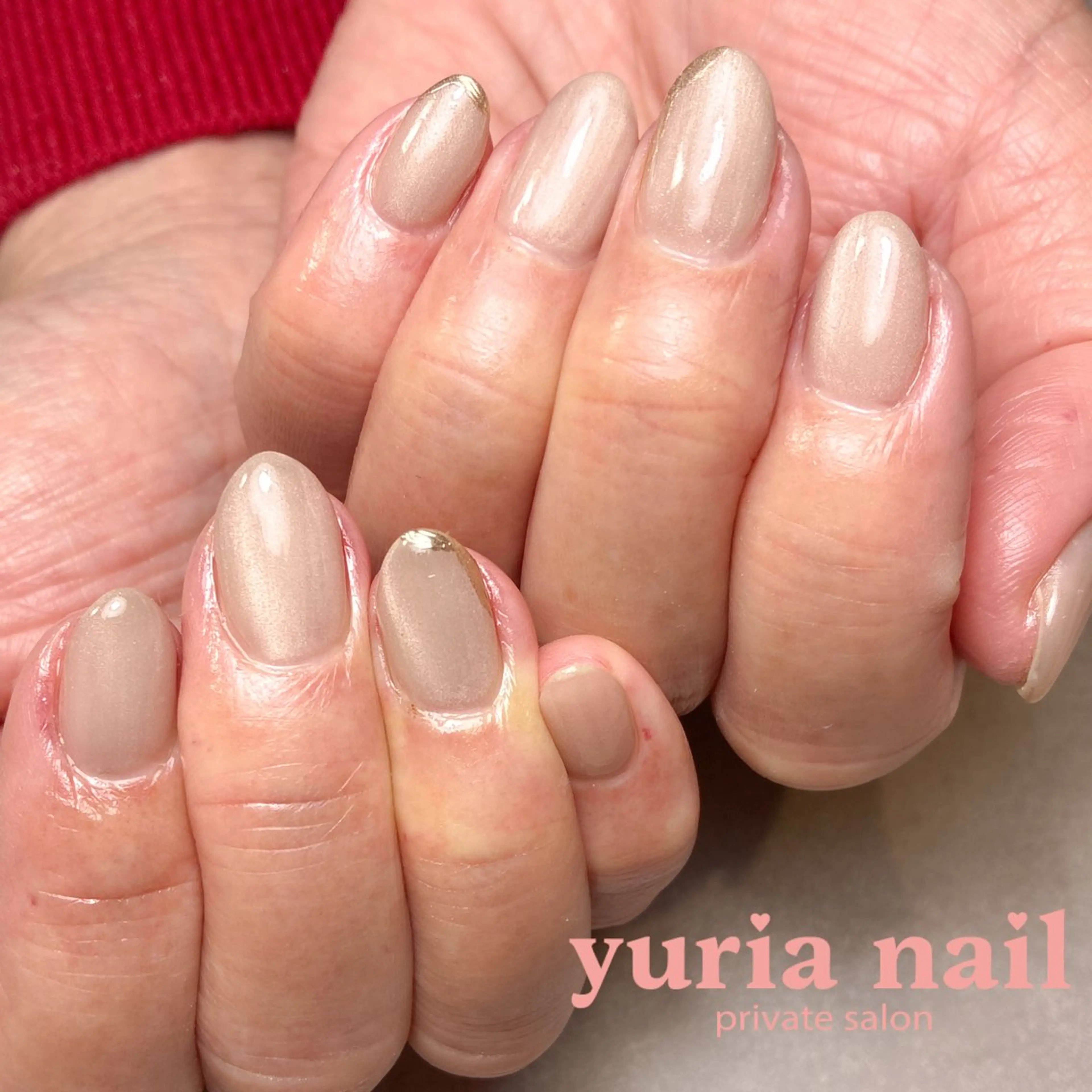 ネイル アートネイル ジェルネイル ゴールド マグネットネイル ミラーネイル ハンドネイル 小林 ゆりあのネイルデザイン