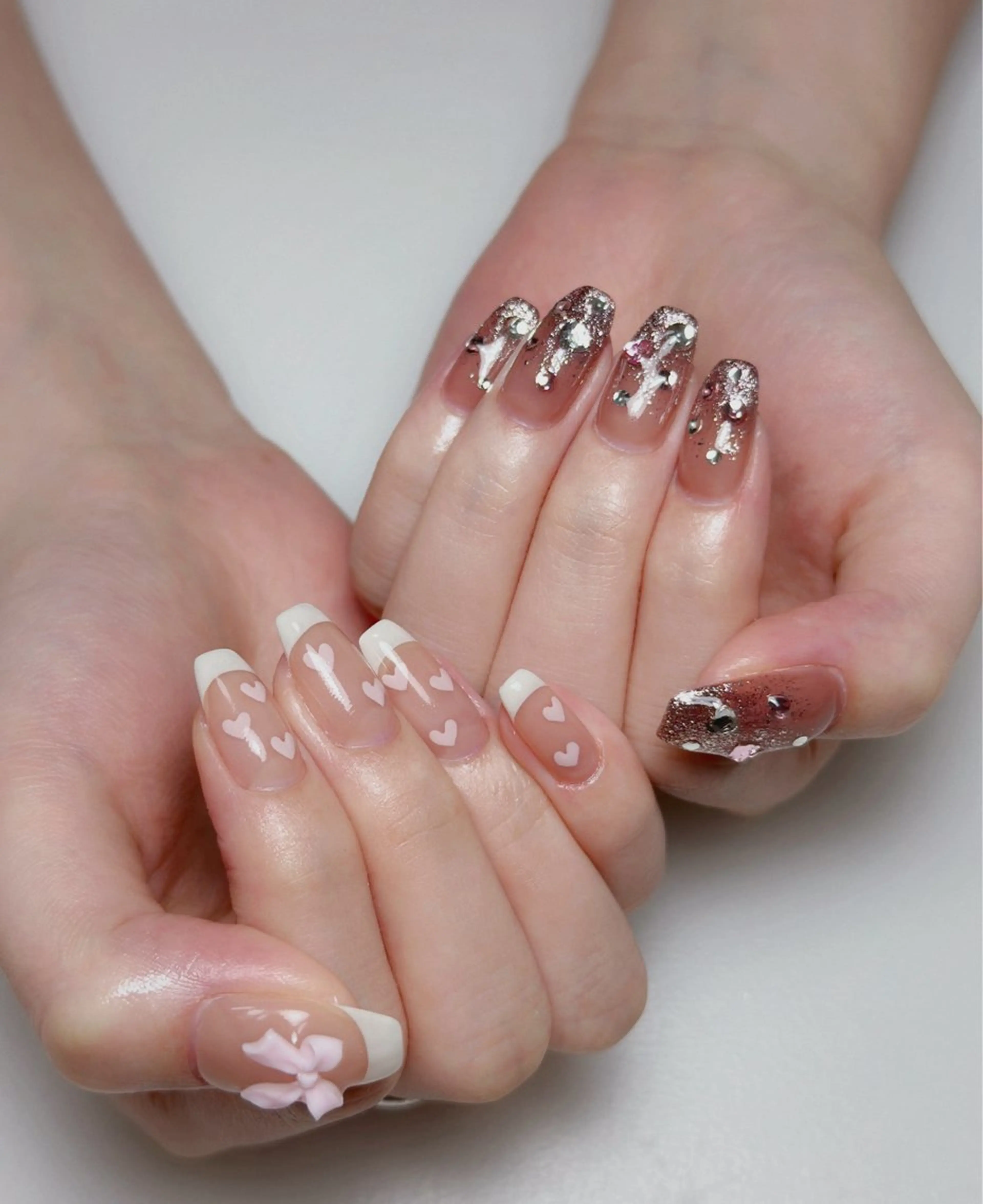 ネイル オーロラネイル 長さ出し フットネイル ラメ(グリッター) ラメグラデーション ハンドネイル 👍thumbs up nail👍のネイルデザイン