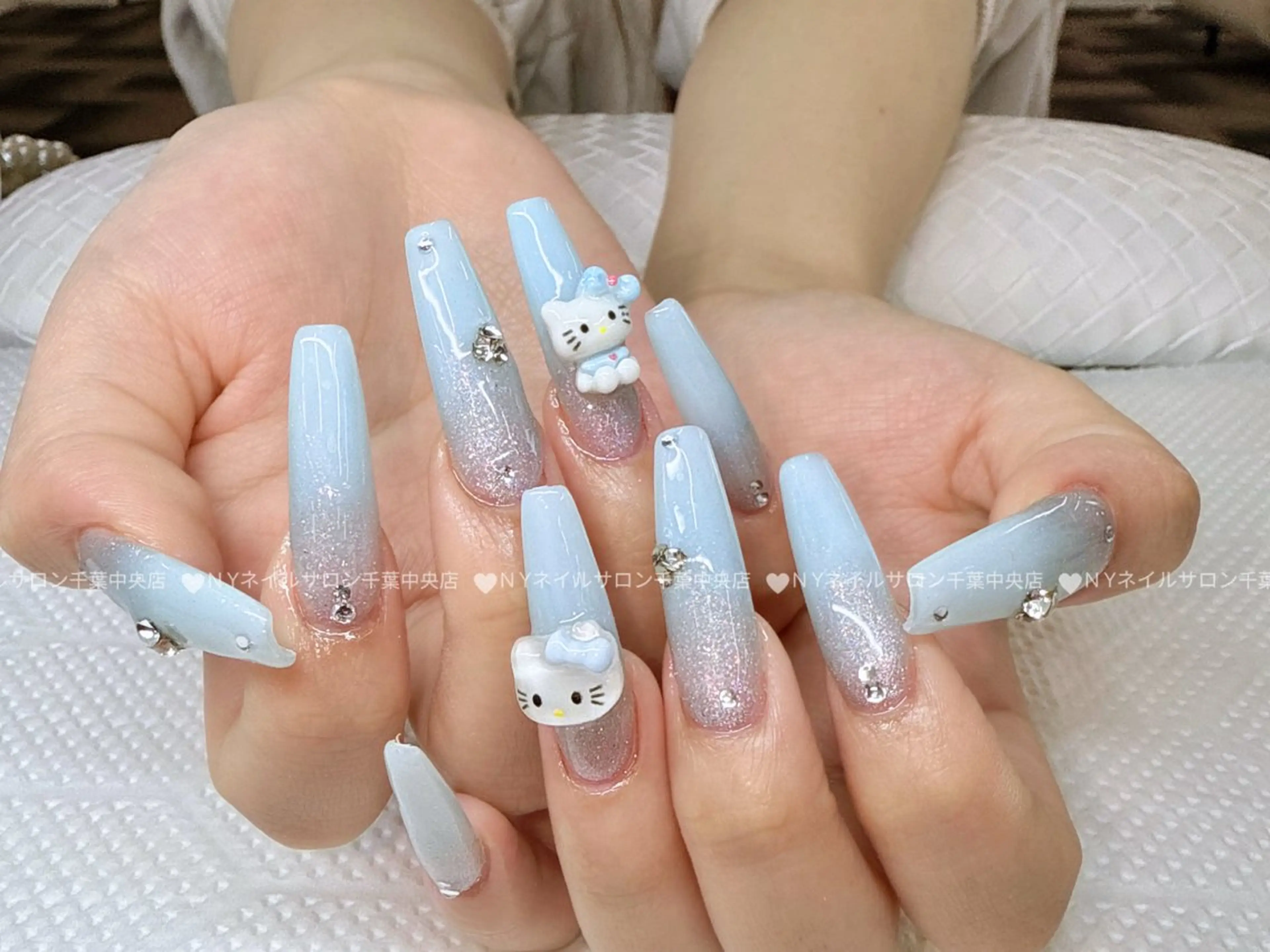 ネイル 長さ出し フットネイル フレンチネイル ジェルネイル ガーリー ハンドネイル NYネイルサロン 千葉中央店のネイルデザイン