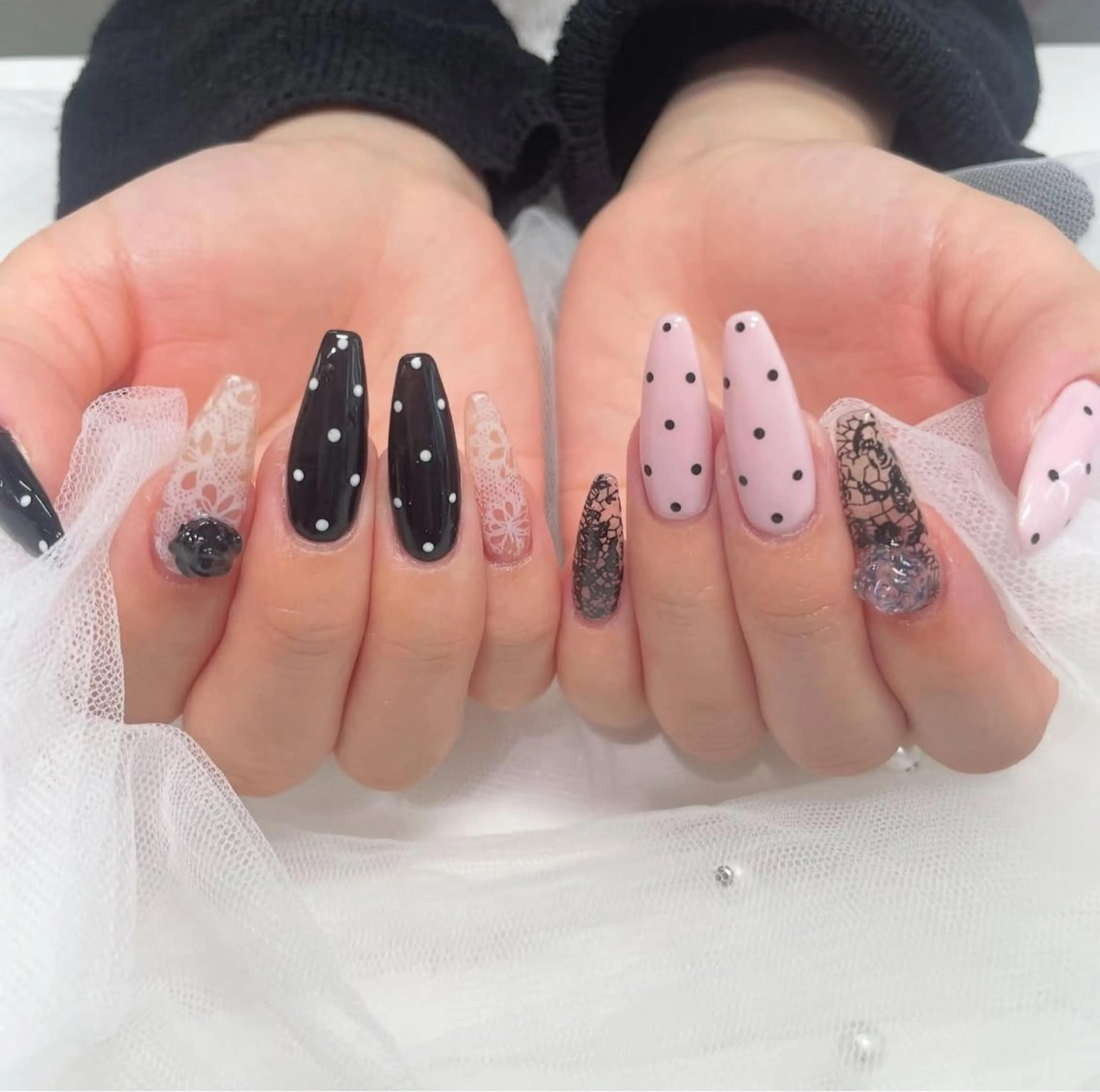 ネイル ドット ガーリー レース ハンドネイル WOLTOKYO 渋谷/RIAのネイルデザイン