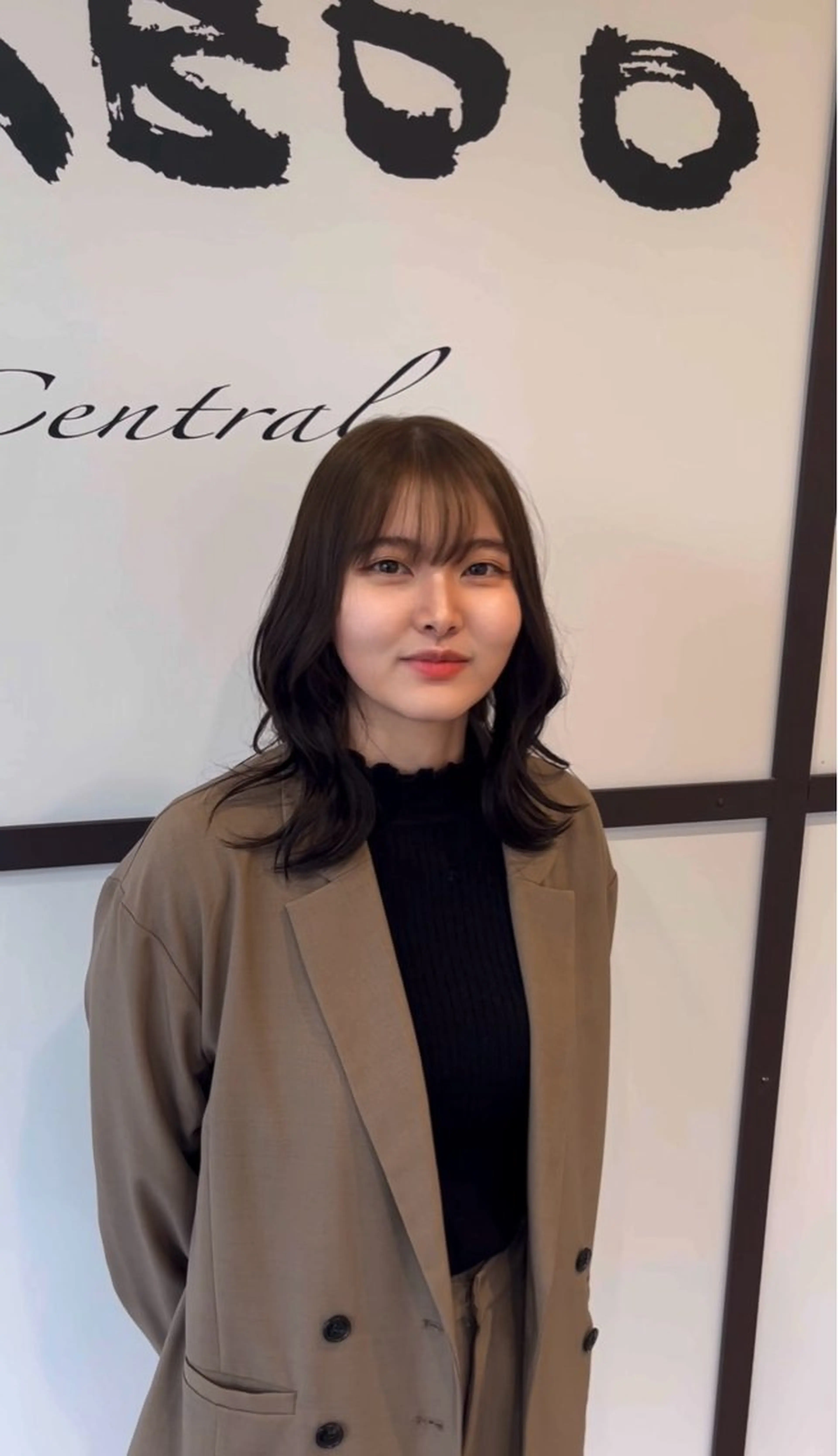 ミディアム カラー ベージュカラー ブラウンカラー ブラウンベージュ くびれヘア カット トリートメント ブリーチなしWカラー レイヤー/Rickyのヘアスタイル