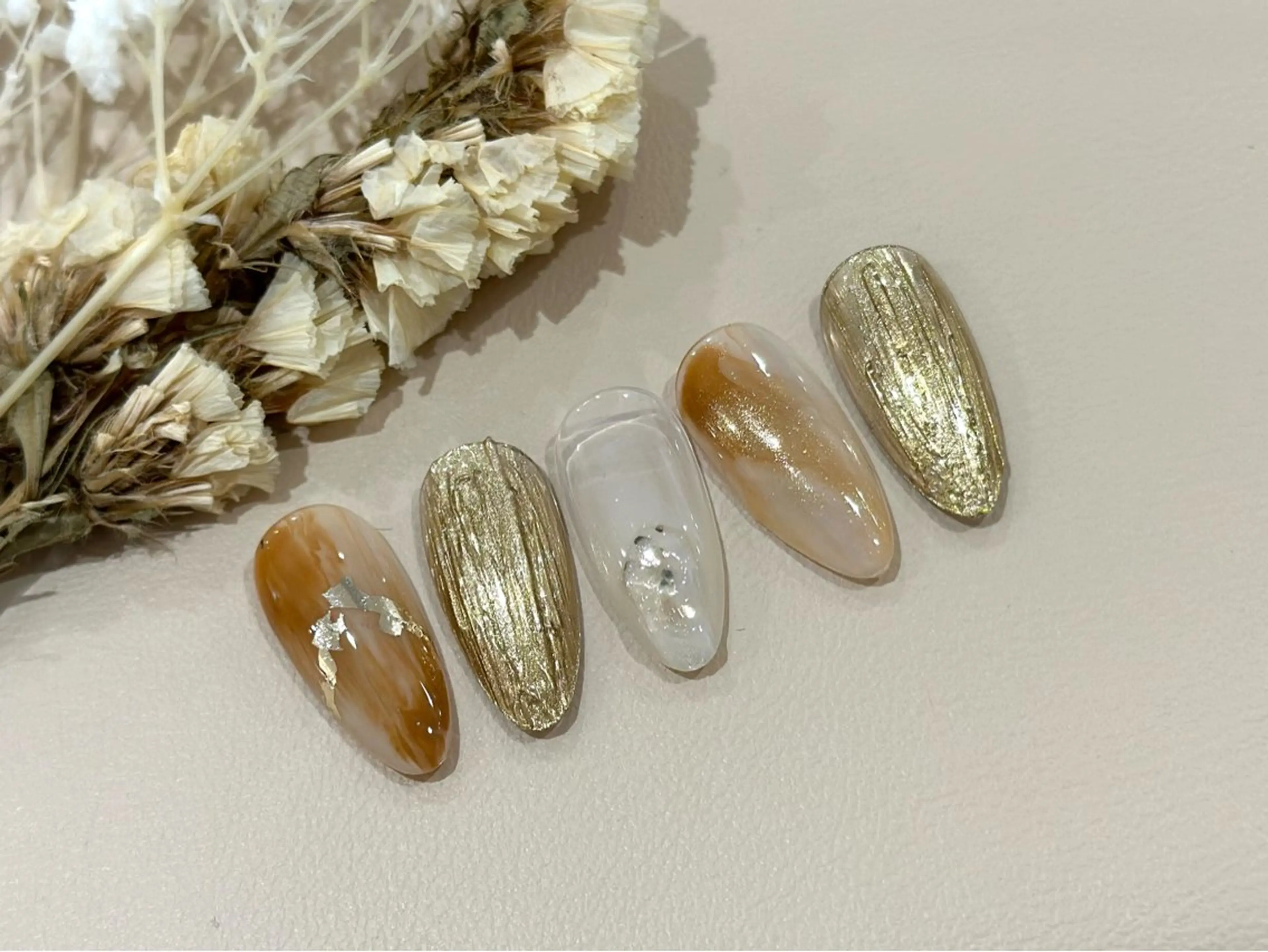 ネイル M+  Beauty Salonのネイルデザイン