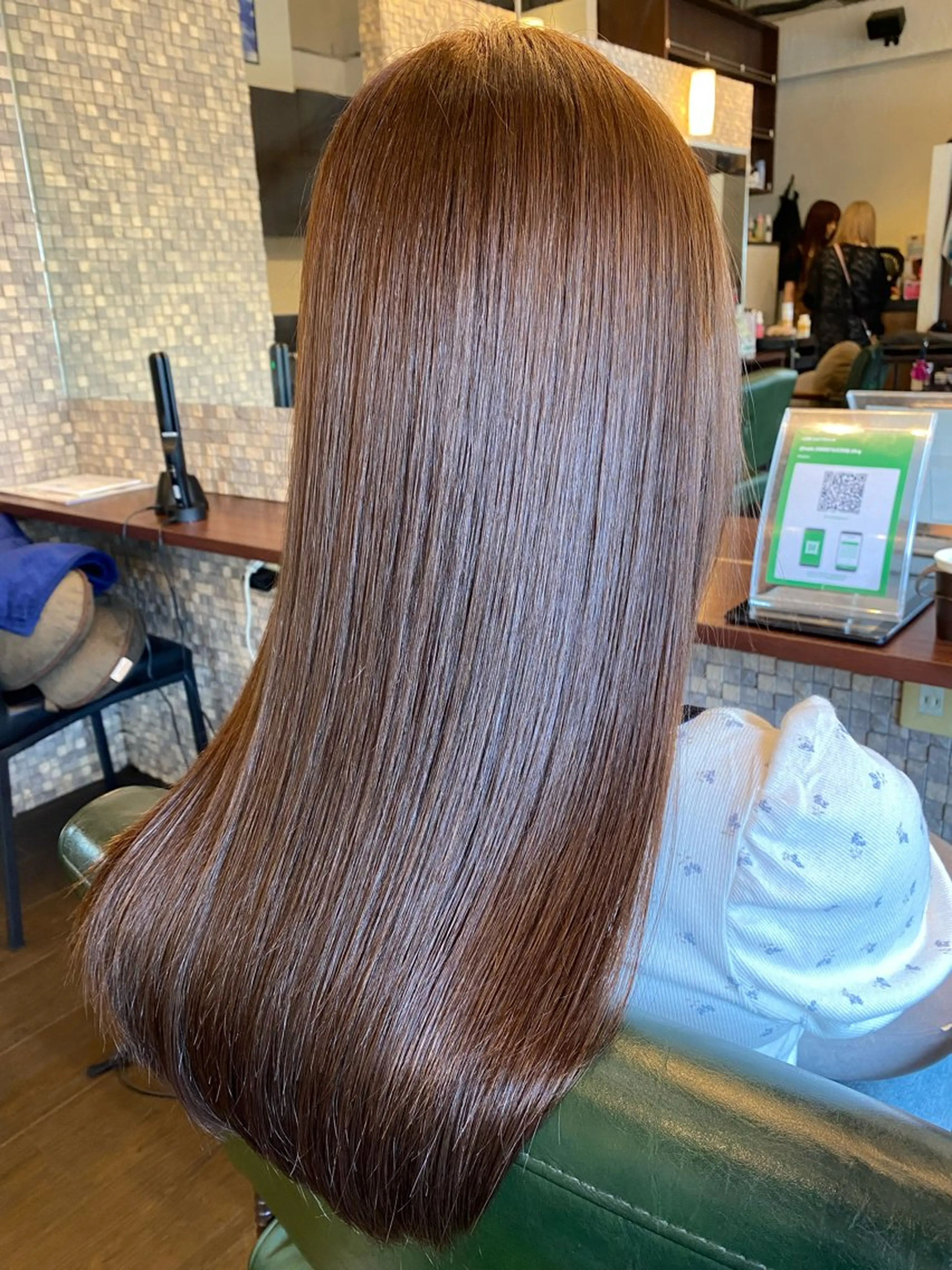 セミロング カラー 透明感カラー くせ毛 髪質改善 縮毛矯正 カット ヘアカラー 縮毛矯正 トリートメント 代官山/恵比寿所属・髪質改善/縮毛矯正 専門　代官山/恵比寿のヘアスタイル