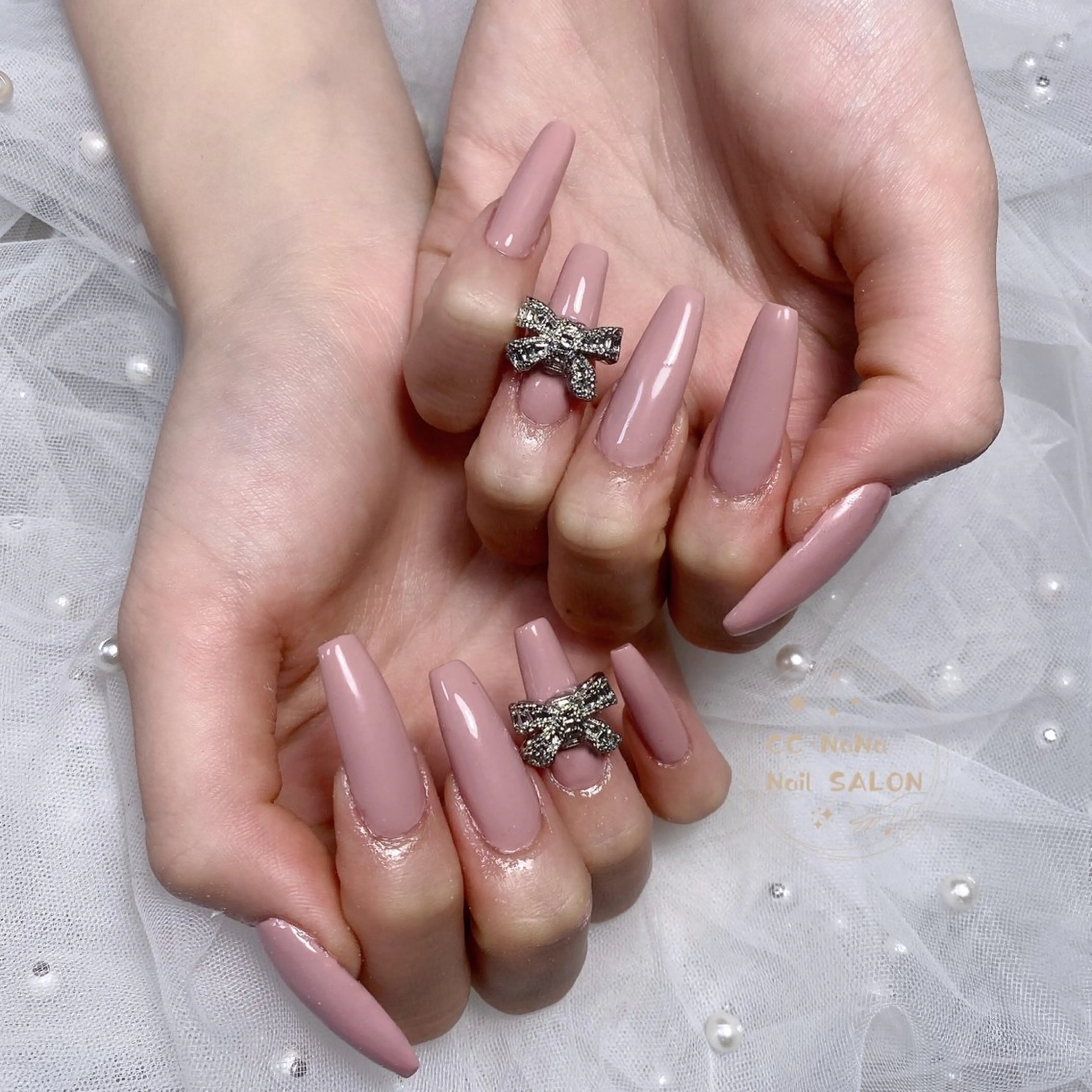 ネイル ハンドネイル 星川✨奈々美 パラジェル取扱店🦋のネイルデザイン